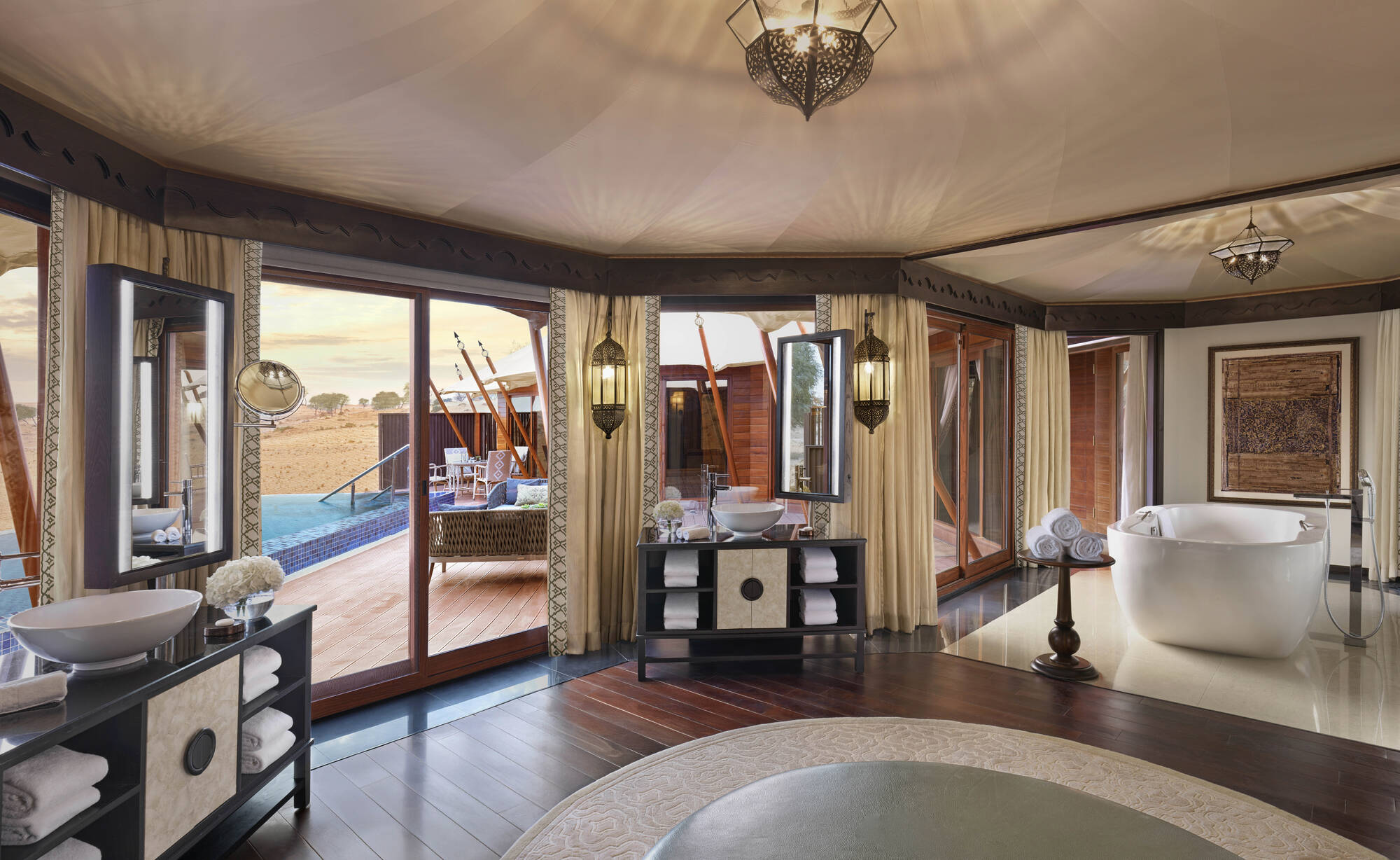 The Ritz-Carlton, Ras Al Khaimah, Al Wadi Desert in Ras al Khaimah: Al Sahari Badezimmer