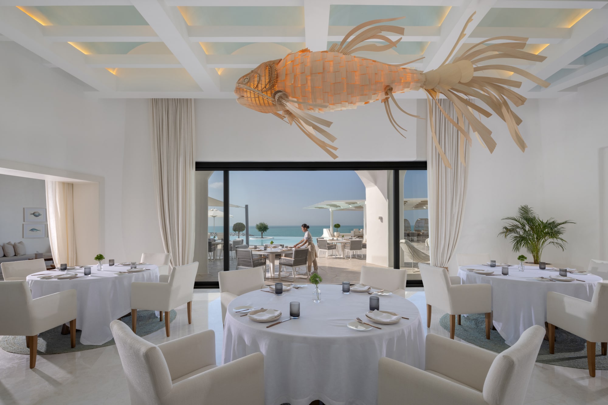 Anantara Retreat Santorini Abu Dhabi: Oia Oasis Restaurant