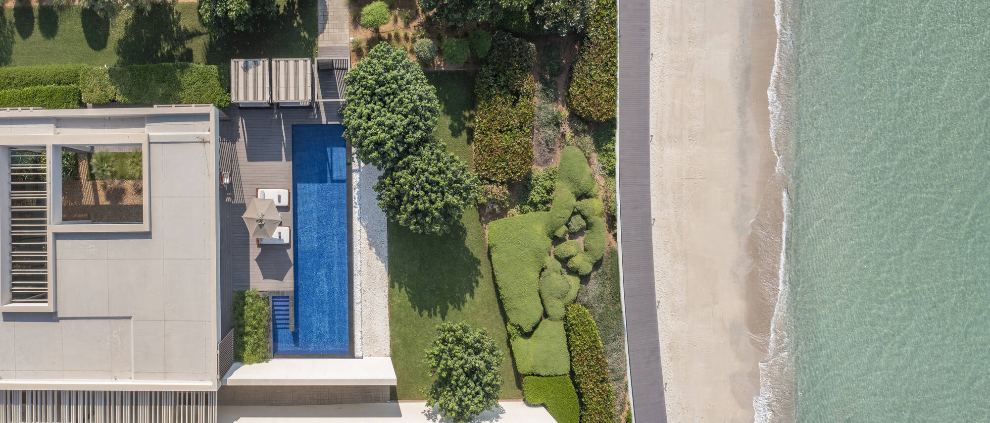 The Oberoi Beach Resort, Al Zorah in Ajman: Premium Beachfront Villa mit Pool