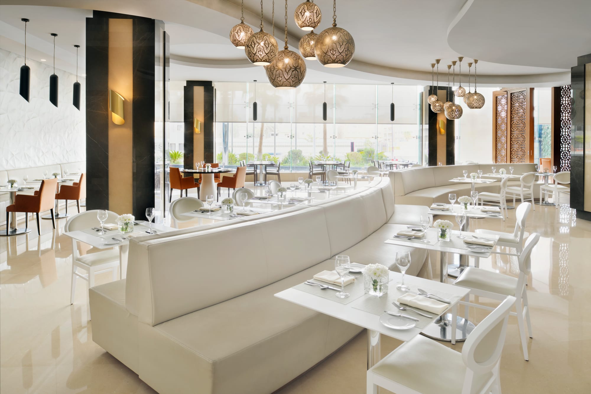 Radisson Blu Hotel & Convention Center, Riyadh Minhal in Riad: Silk Road Restaurant