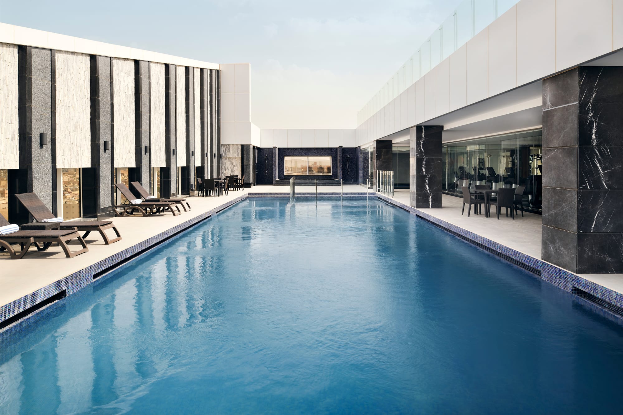 Radisson Blu Hotel & Convention Center, Riyadh Minhal in Riad: Pool