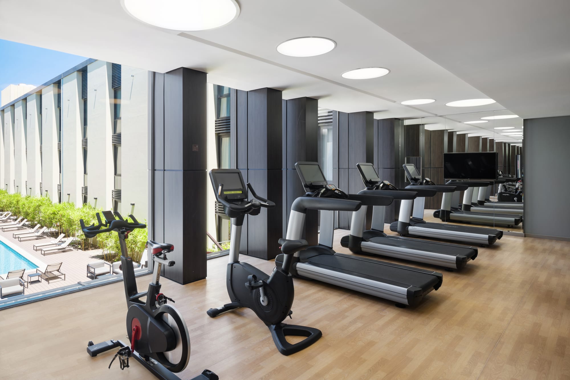 Mövenpick Hotel Tahlia Jeddah: Gym