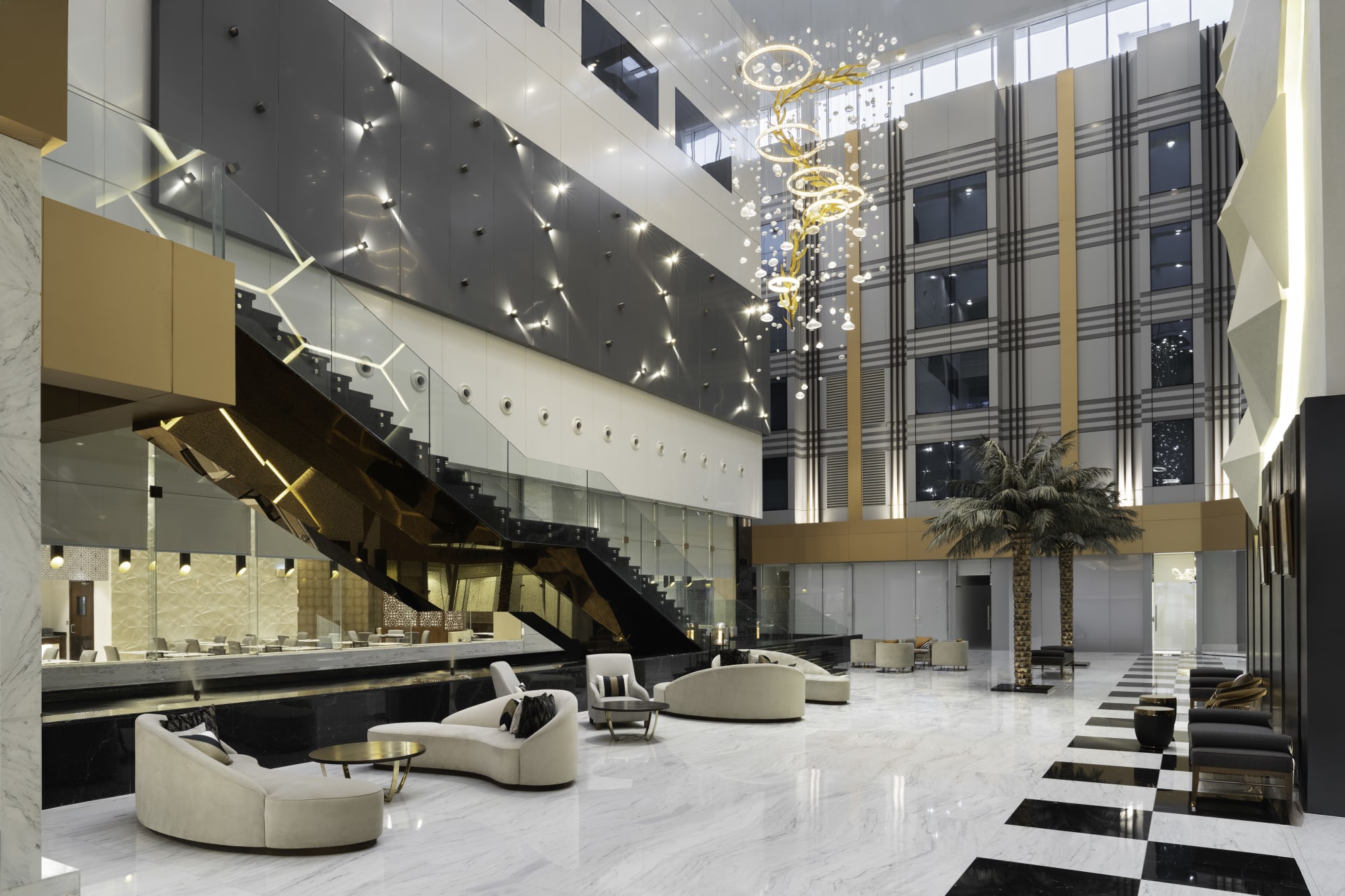 Radisson Blu Hotel & Convention Center, Riyadh Minhal in Riad: Hotel Lobby