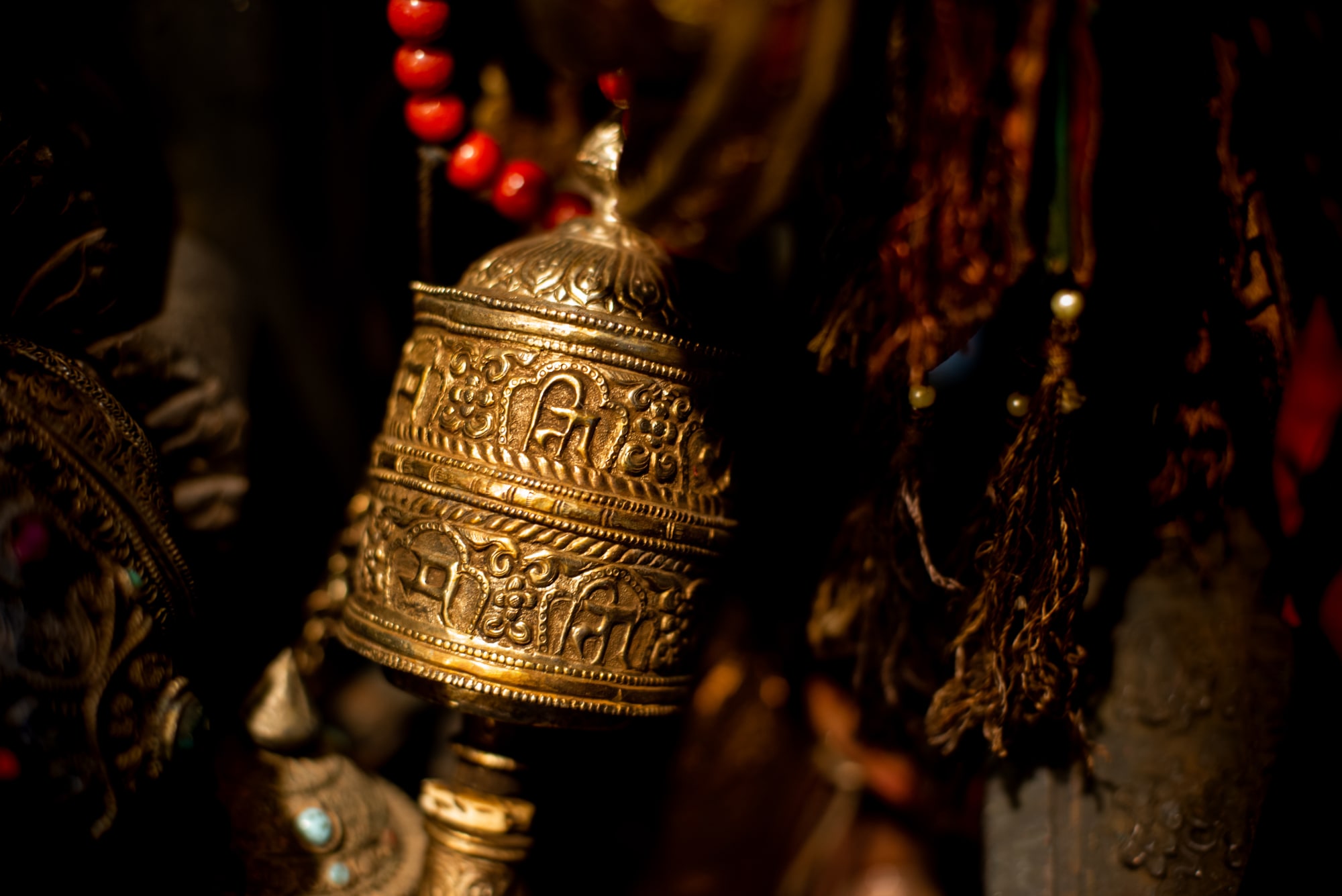 Bhutan Balance - Klöster, Kultur & Wellness ab Paro: Bhutan Prayer Wheel