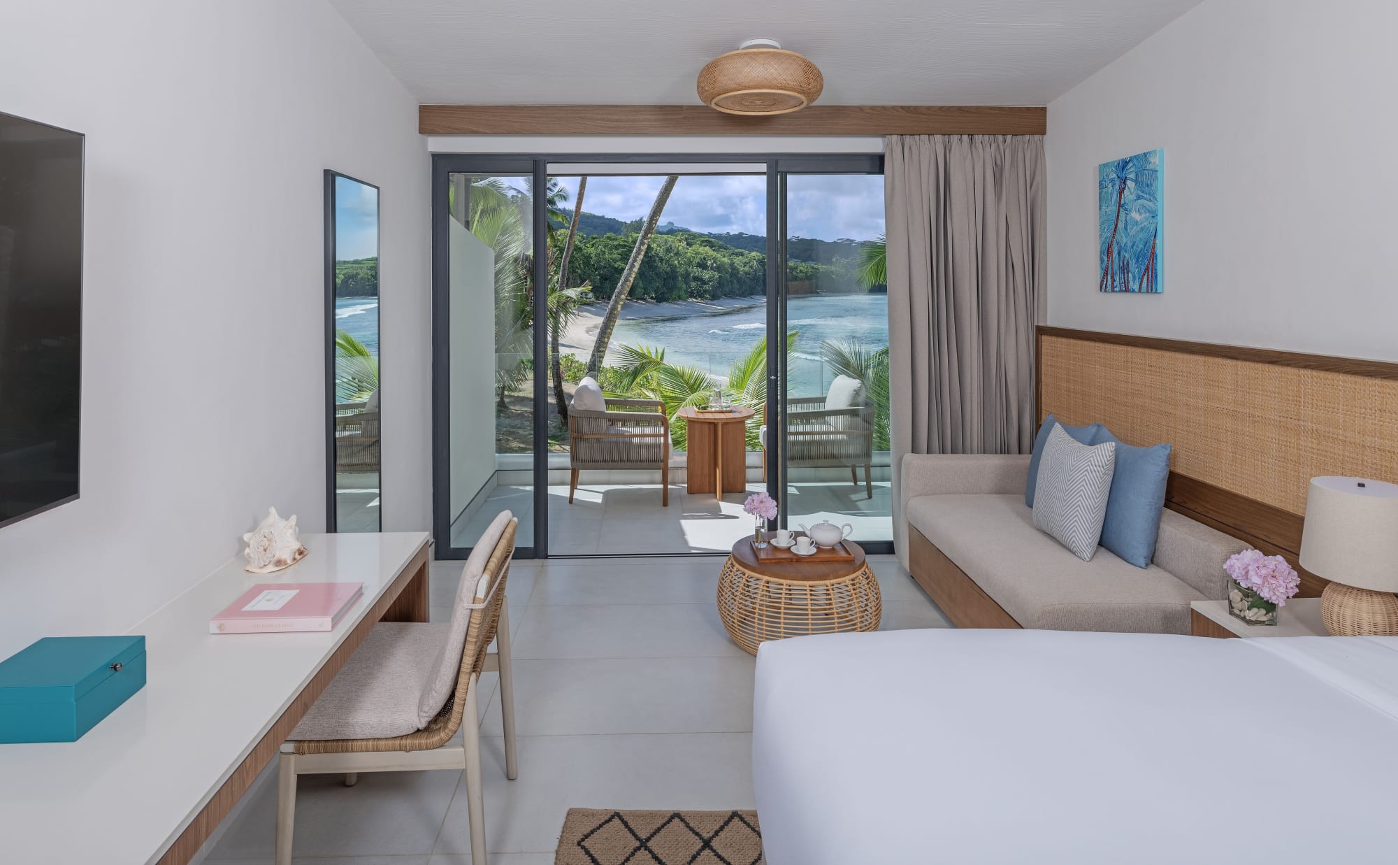 AVANI+ Barbarons Seychelles in Mahé: Ocean Blick Suite