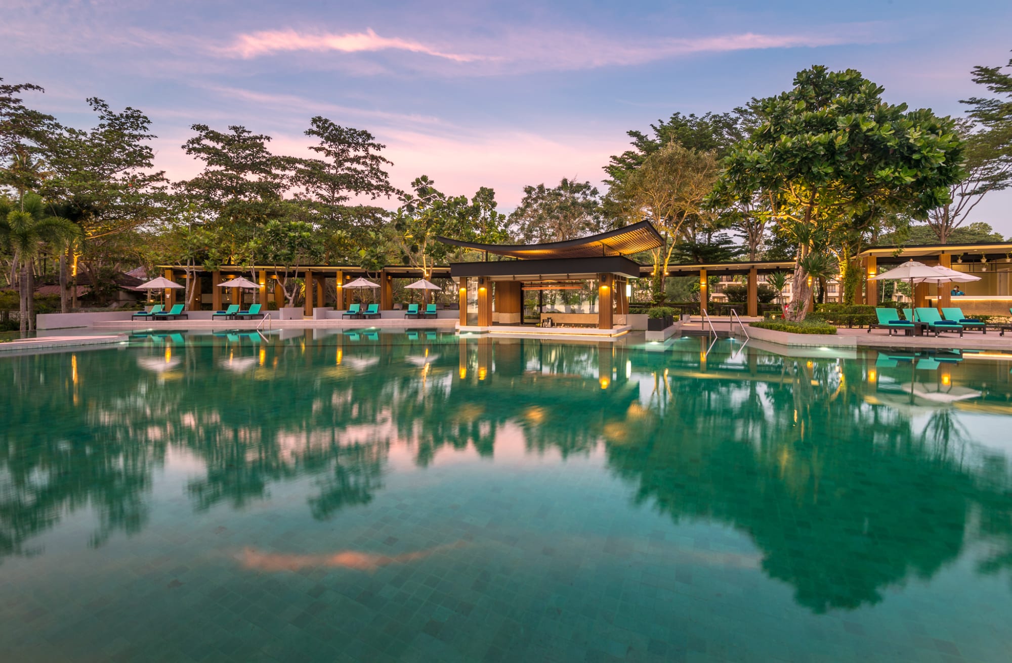 Dusit Thani Krabi Beach Resort:  Preeze Pool