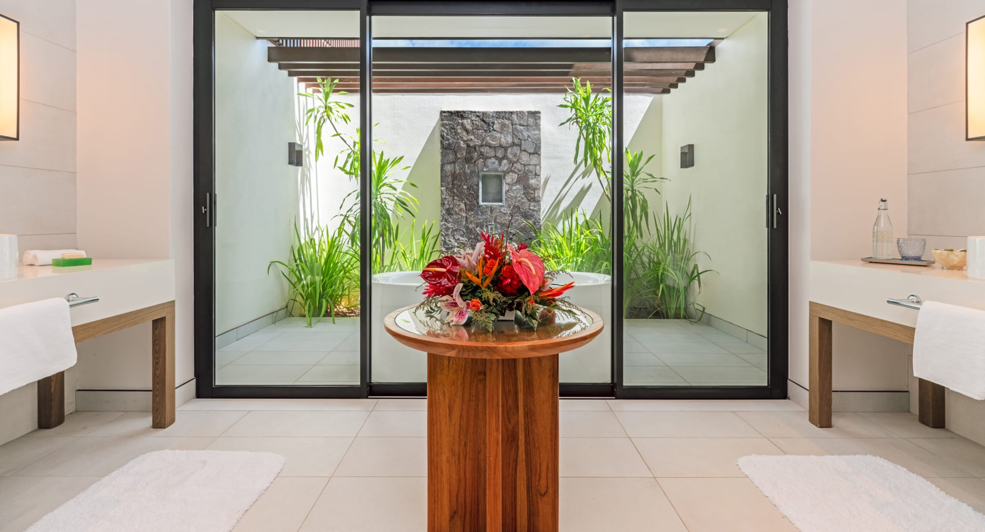 AVANI+ Barbarons Seychelles in Mahé: AVANI Seychelles Barbarons Resort and Spa - Premium Beach Pool Suite