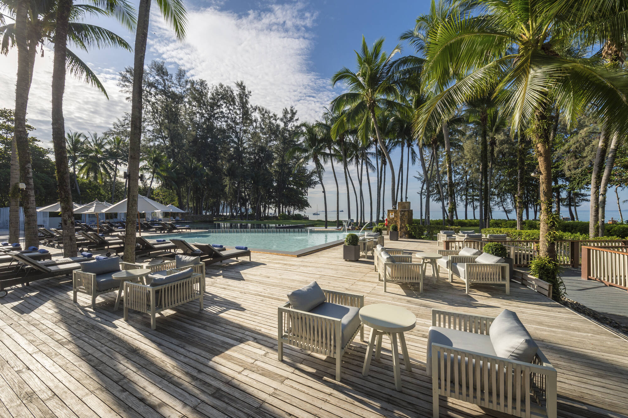 Dusit Thani Krabi Beach Resort:  Coco Vida Bar
