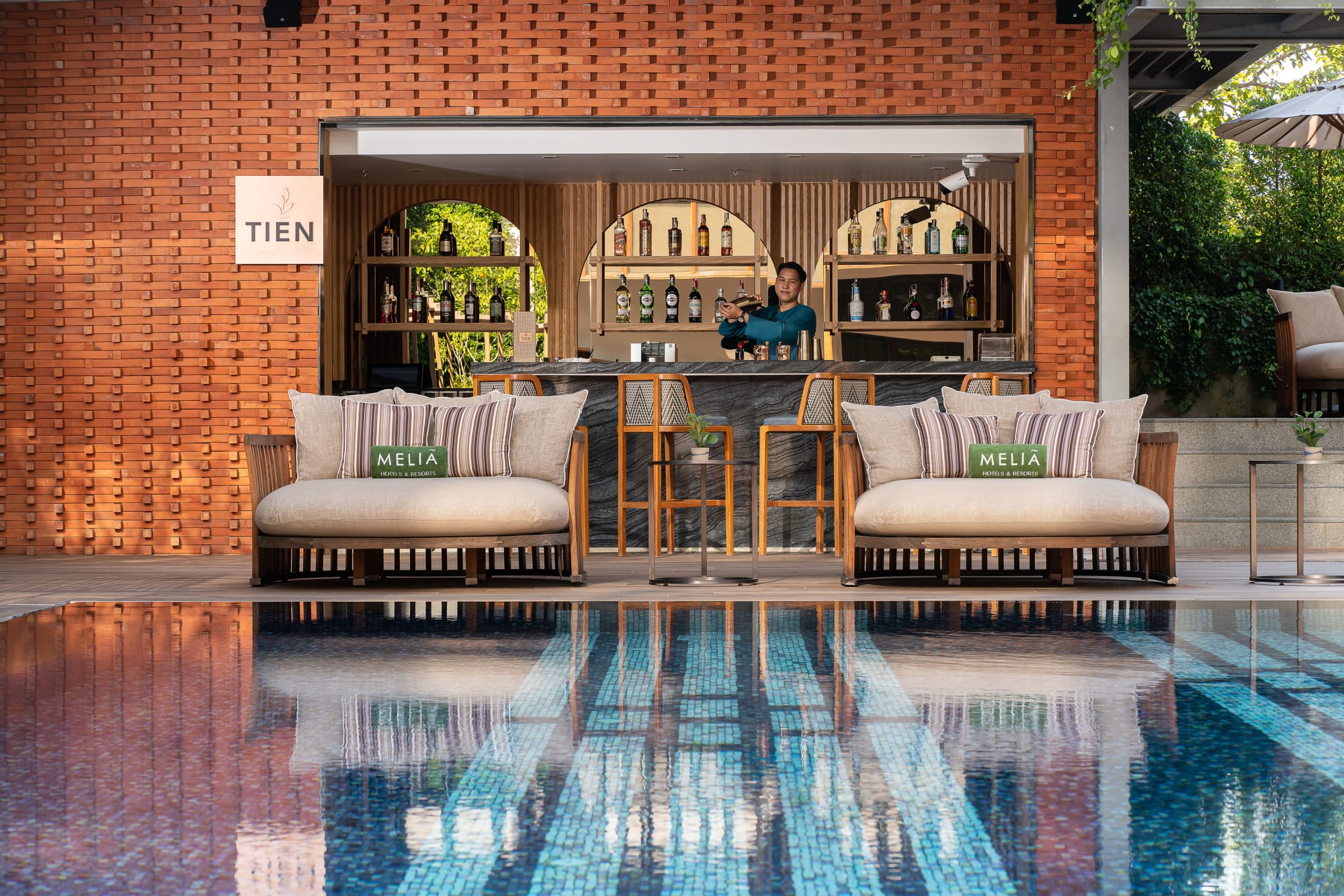 Melia Chiang Mai: Tien Pool Bar