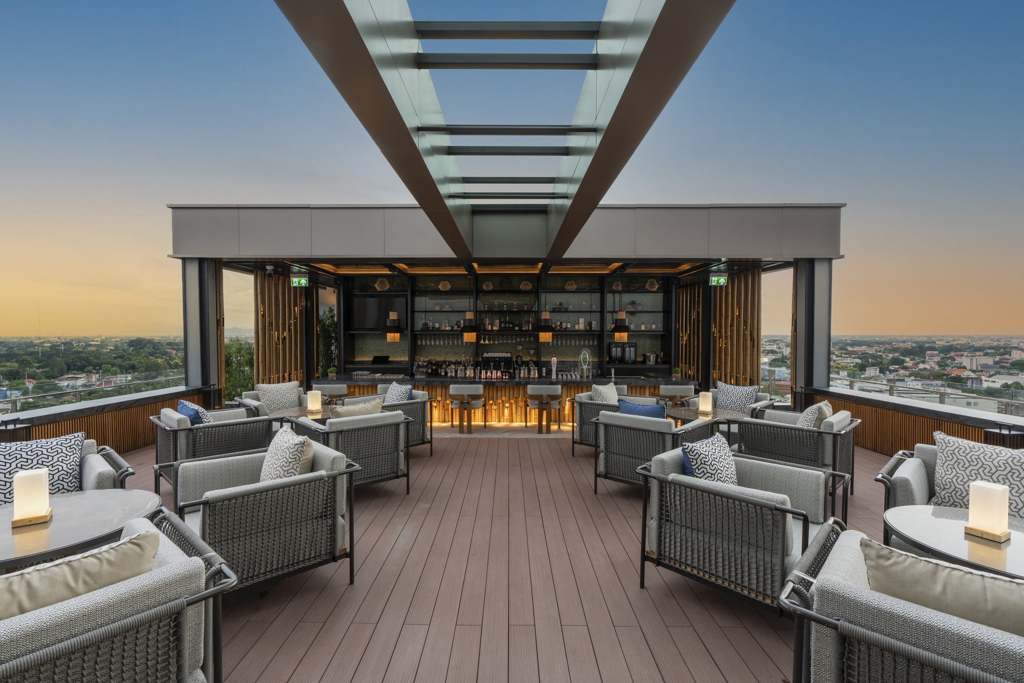 Melia Chiang Mai: Mai The Sky Bar