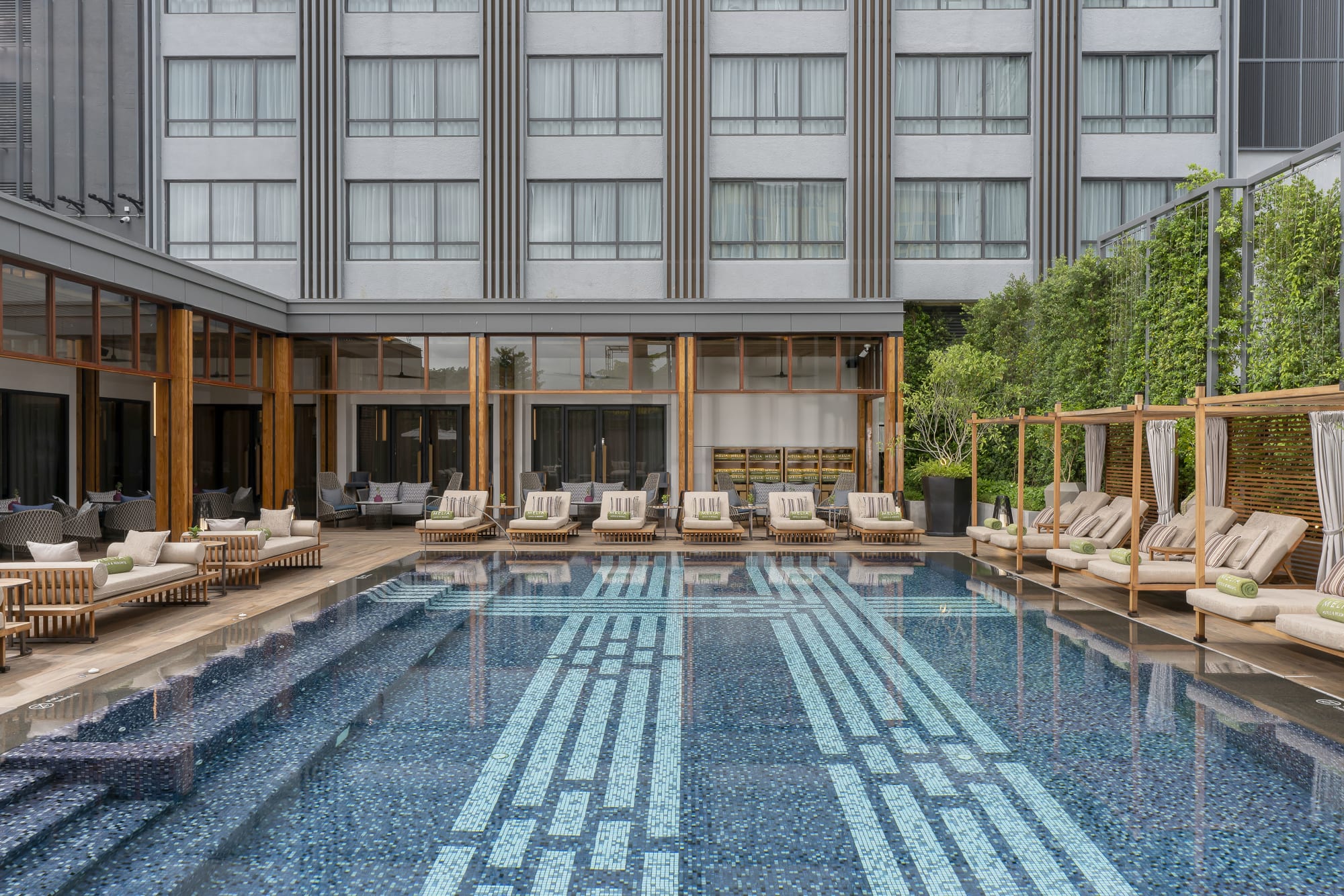 Melia Chiang Mai: Swimming Pool