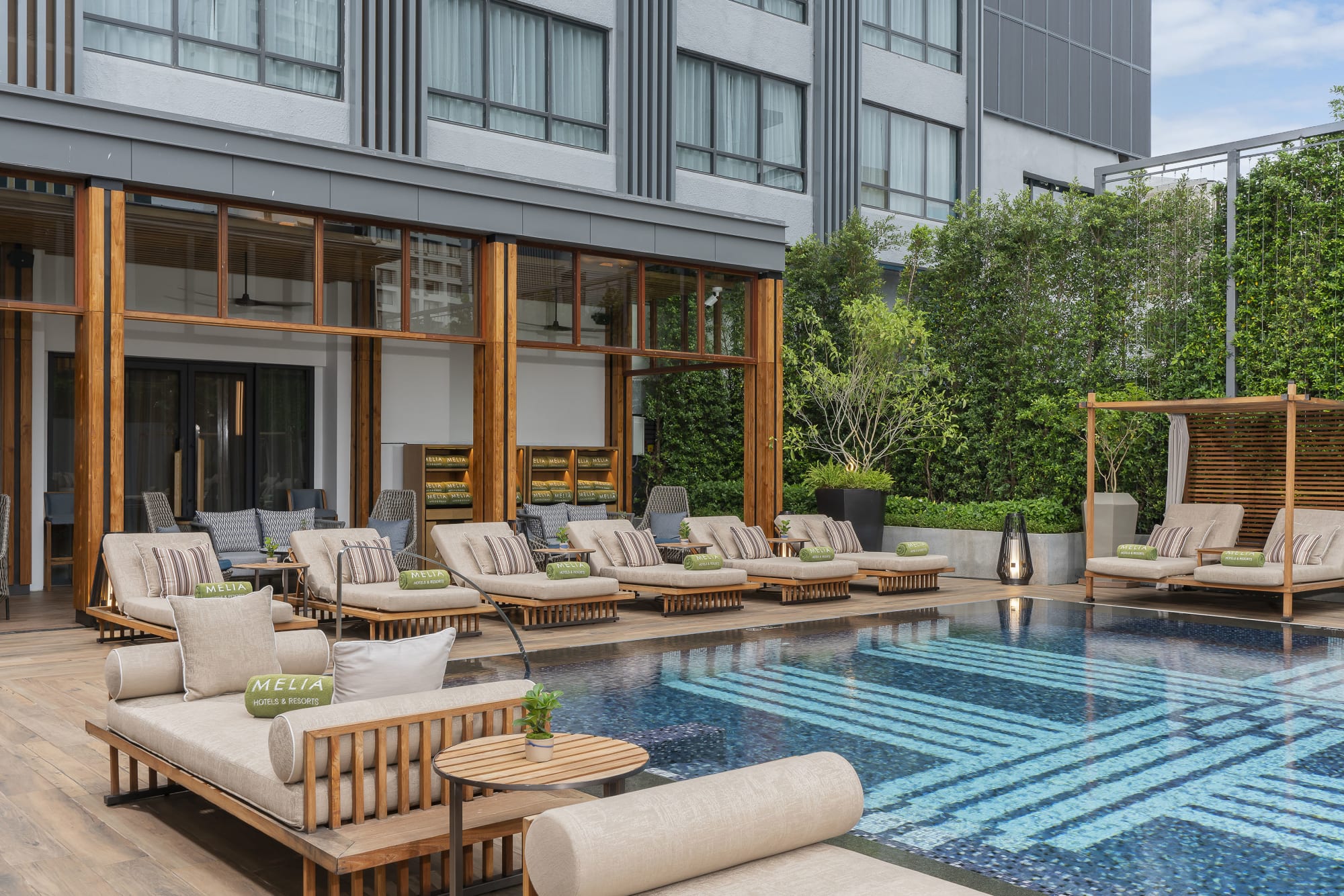 Melia Chiang Mai: Swimming Pool