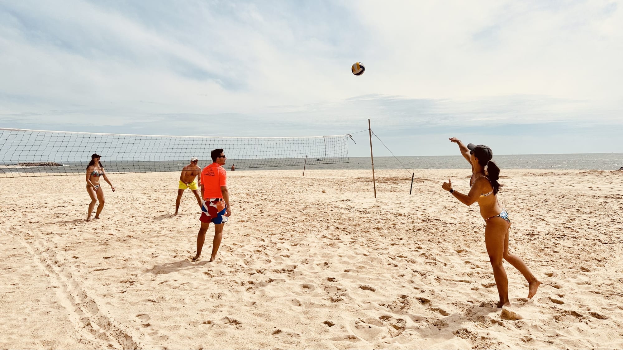 The Cliff Resort & Residences Mui Ne in Saigon: Beach Volleyball