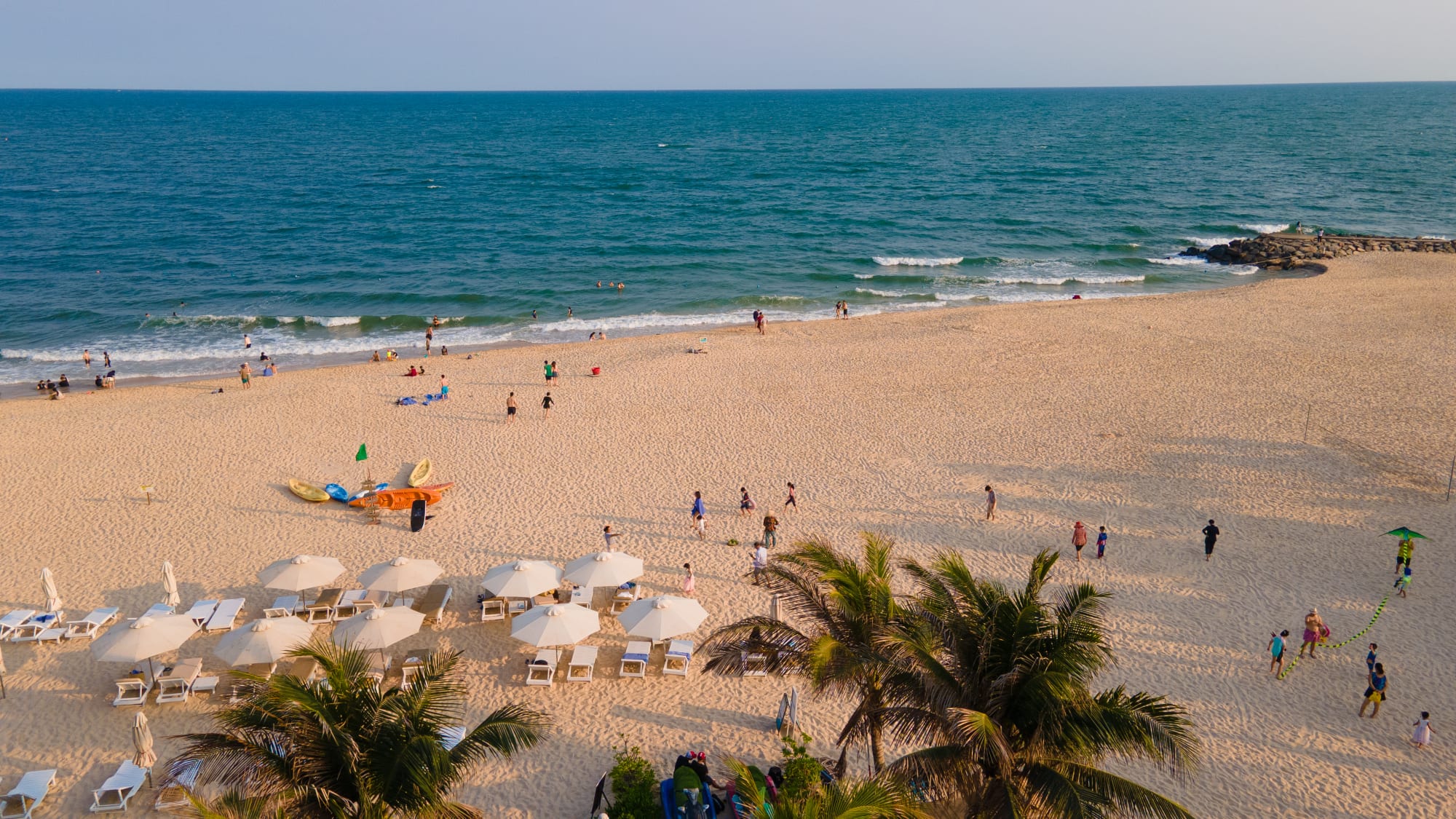 The Cliff Resort & Residences Mui Ne in Saigon: Strand