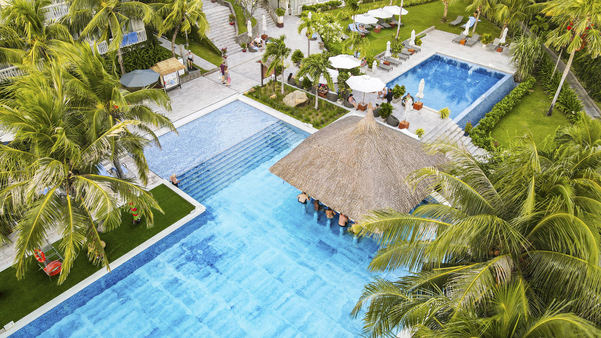 The Cliff Resort & Residences Mui Ne in Saigon: Swimming Pool