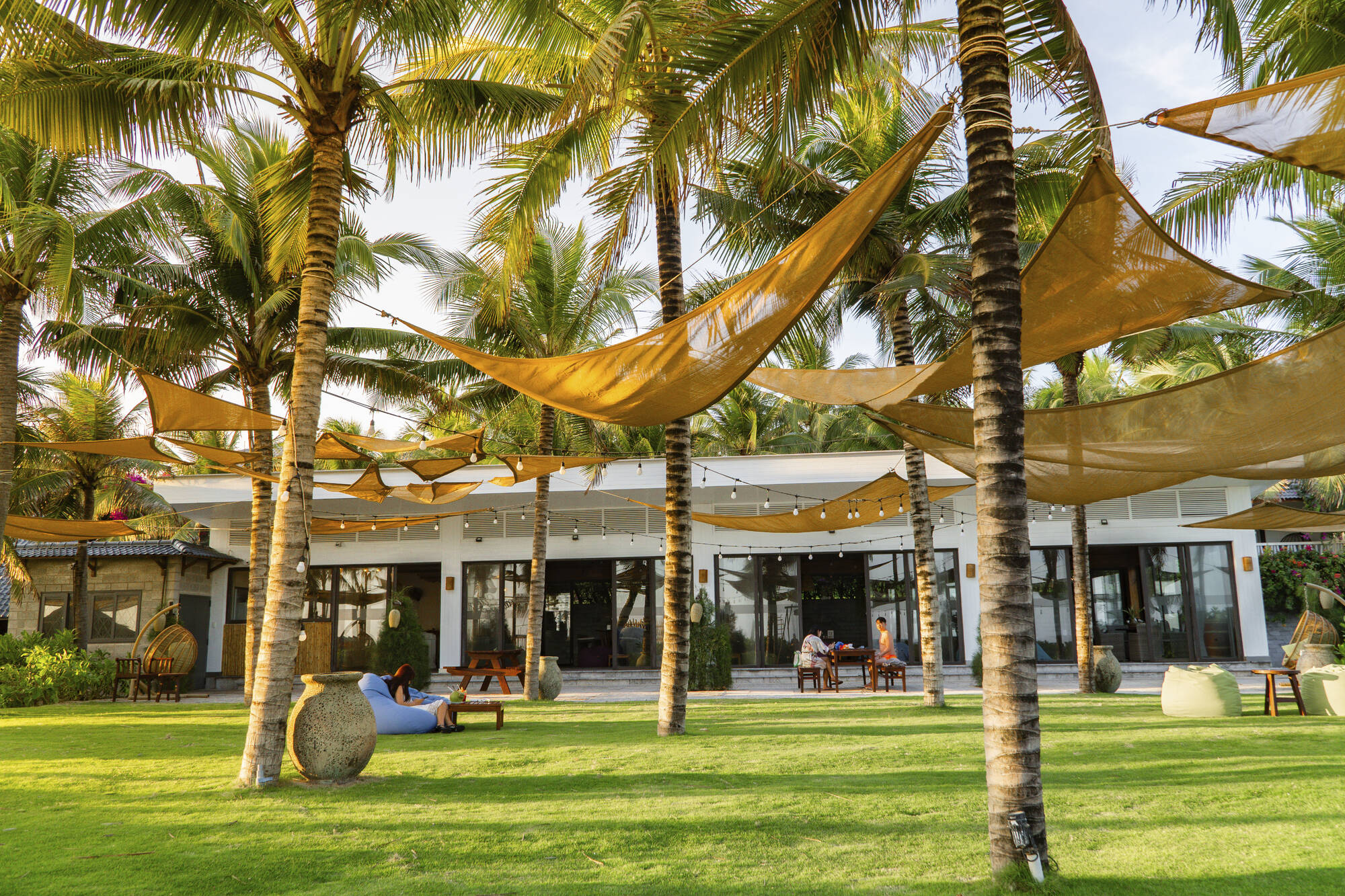 The Cliff Resort & Residences Mui Ne in Saigon: Beach Club