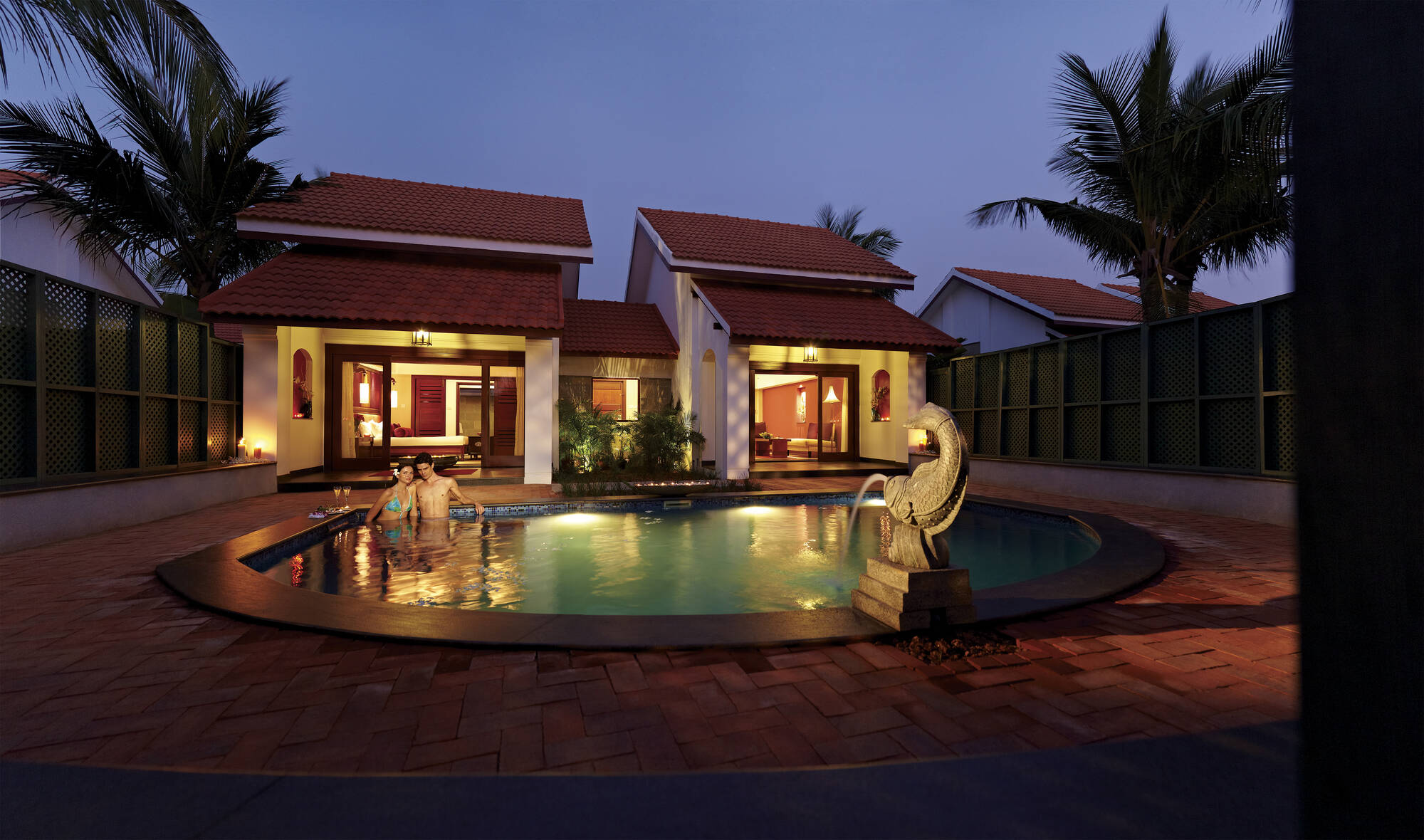 Radisson Blu Resort Temple Bay in Tamil Nadu | Koromandelküste | Chennai: Indien Radisson Blu Resort Temple Bay Pool Villa