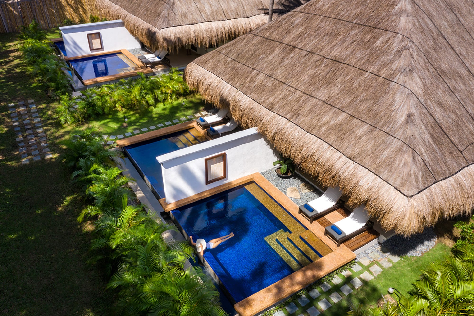 Atmosphere Resort & Spa in Negros: Atmosphere Resorts & Spa Premium Pool Suites