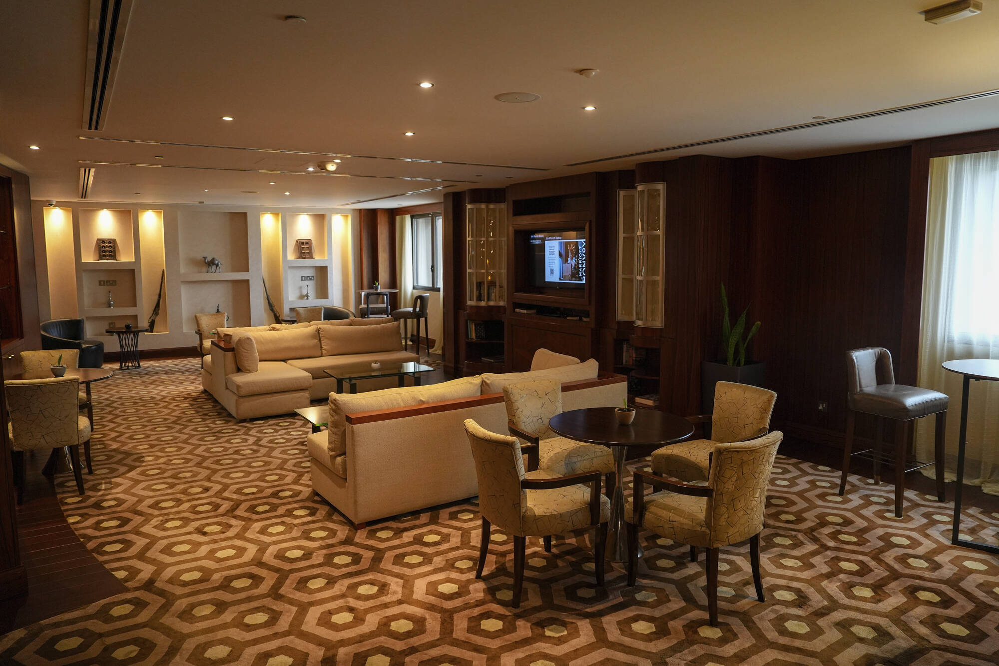 Sheraton Oman in Muscat:  Club Lounge