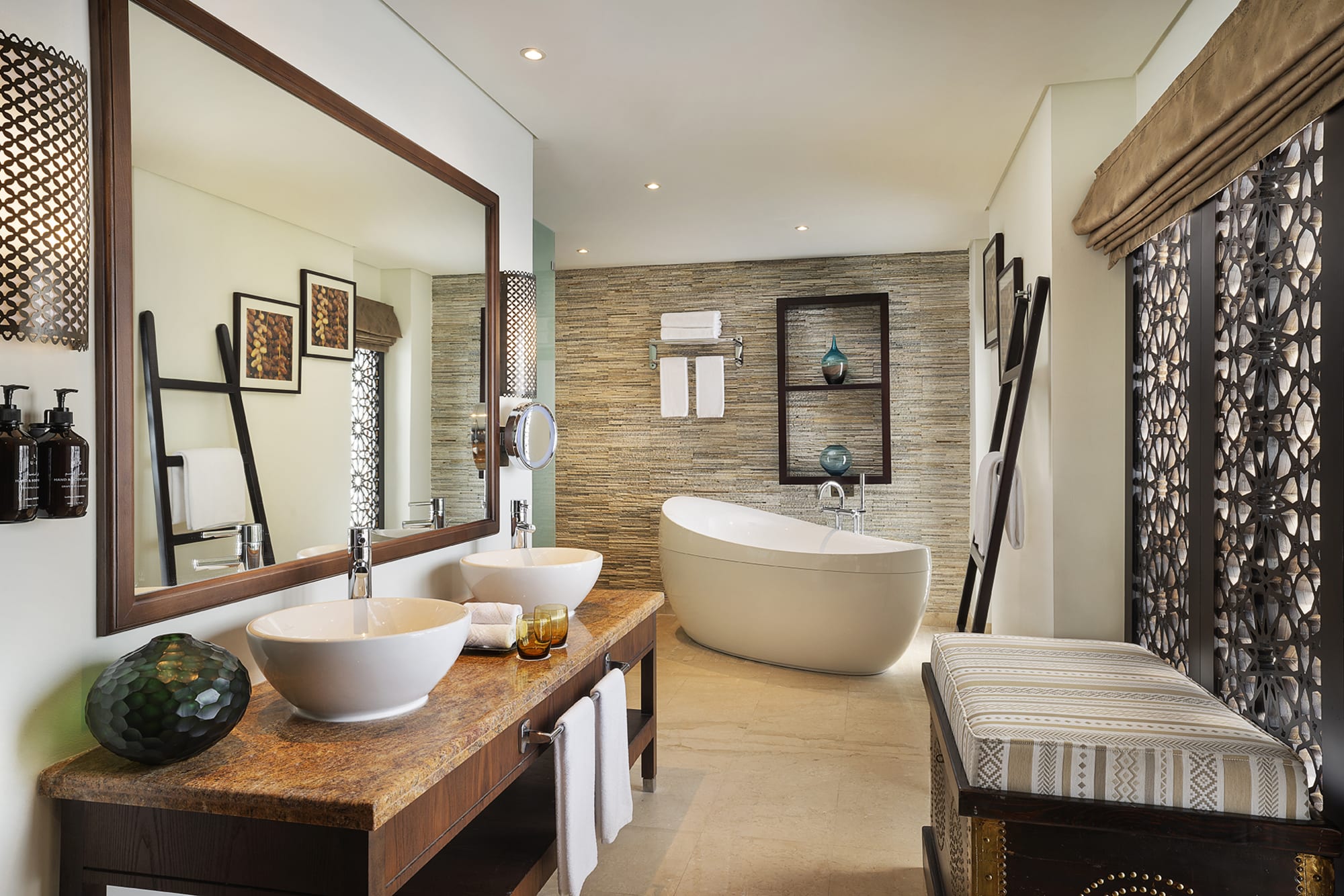 Aldhafra Resort, Vignette Collection by IHG in Abu Dhabi: Shamal Suite
