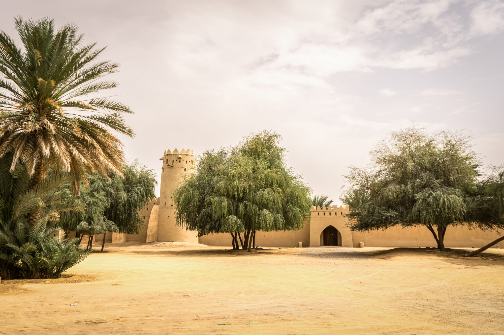 Emirate & Oman - Kontraste des Orients ab Dubai: VAE Abu Dhabi Al Ain Al Jahili Fort