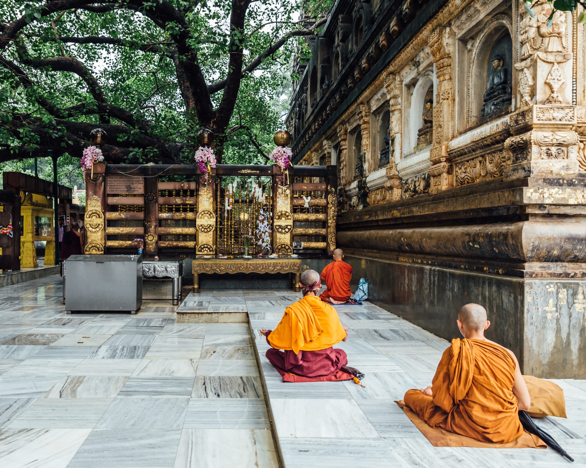 Mit dem Zug auf Buddhas Spuren ab Delhi: Indien Bodhgaya Mahabodhi Temple