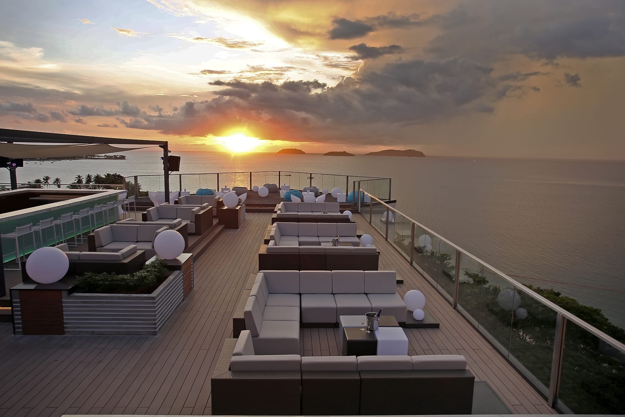 The Pacific Sutera Hotel in Kota Kinabalu: Horizons Bar