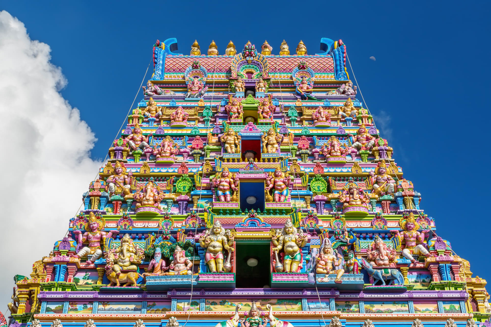 Inselhüpfen Praslin, La Digue & Mahé: Seychellen Mahe Victoria Hindu Tempel