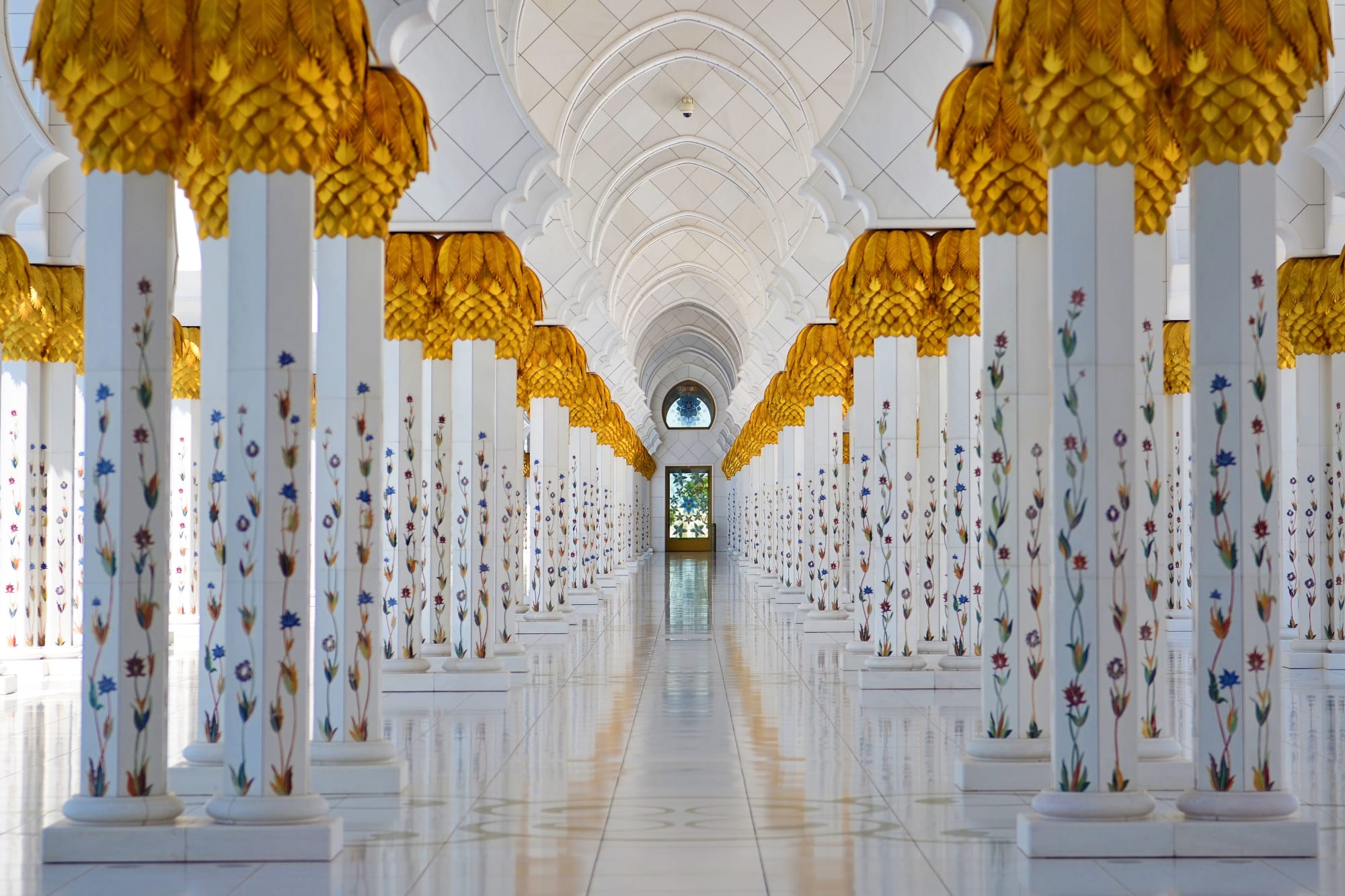 Roads of Abu Dhabi: VAE Abu Dhabi Sheikh Zayed Moschee