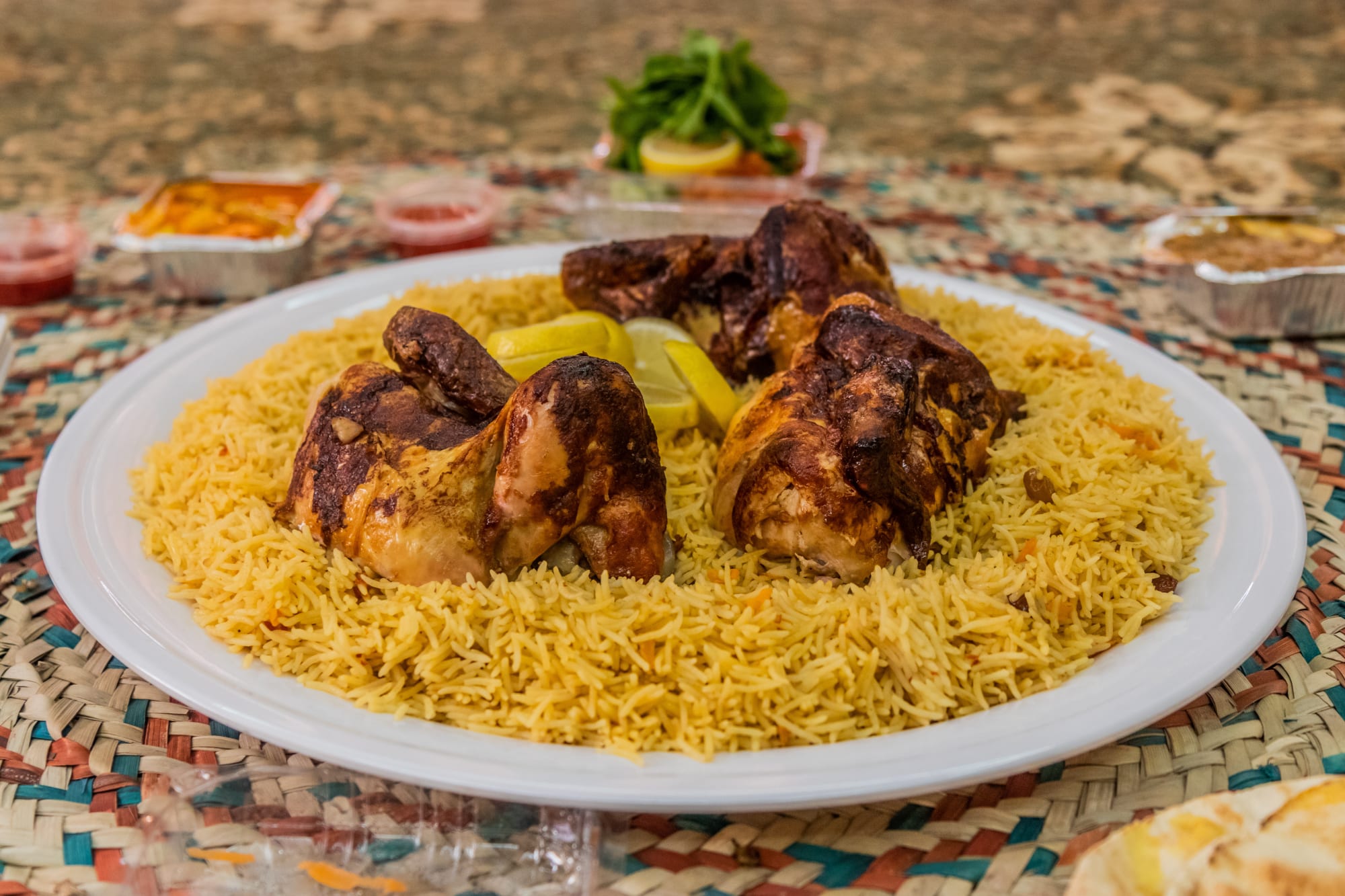 Kurztour Dammam: Saudi Arabien Hühnchen Kabsa 