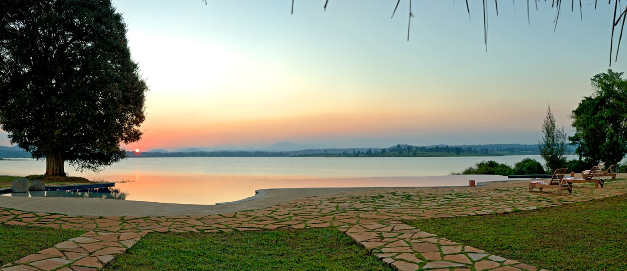 Evolve Back Kuruba Safari Lodge in Karnataka | Bengaluru: Infinity Pool