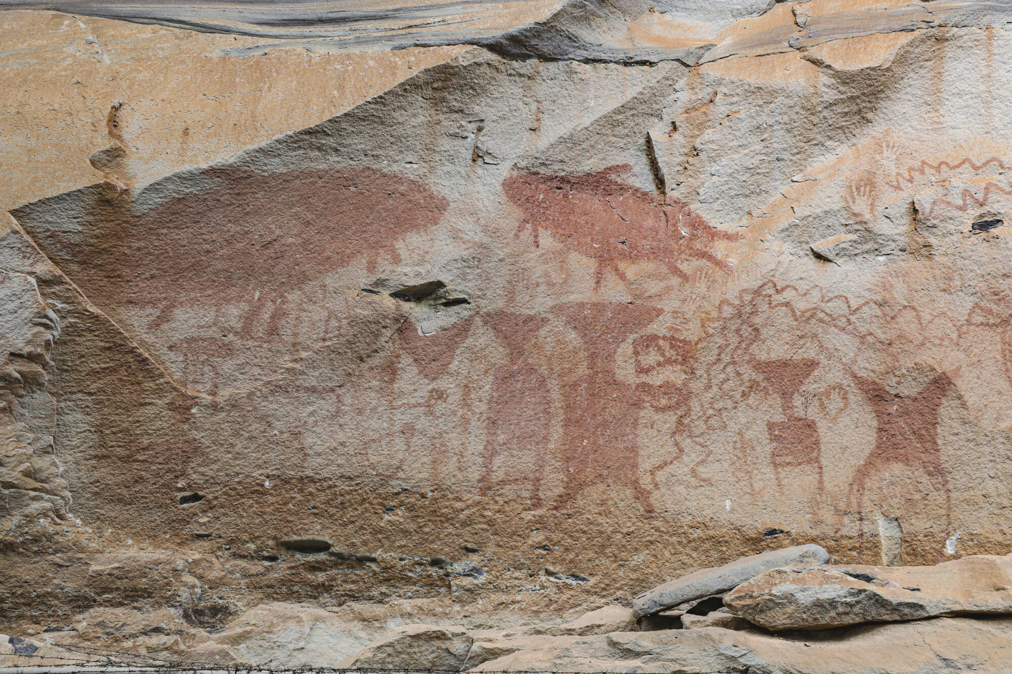 Isan - wo Thailand erwacht ab Ubon Ratchathani: Thailand Pha Taem Nationalpark Felsenmalerei