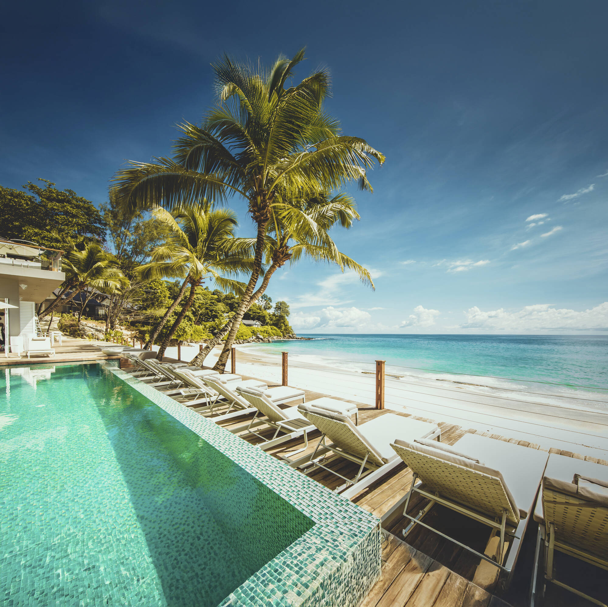 Carana Beach Hotel in Mahé:  Carana Beach Hotel