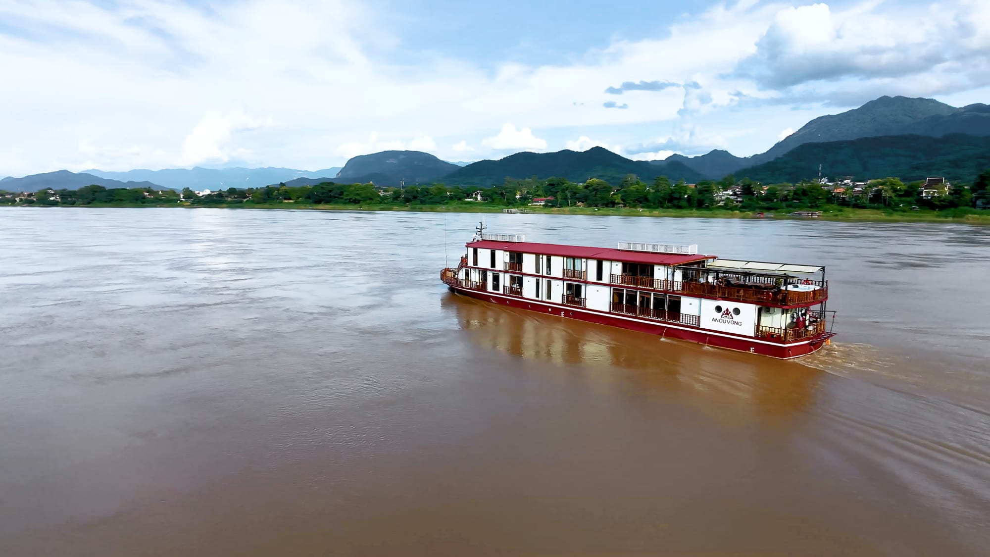 Flusskreuzfahrt durch Laos mit Heritage Line ab Vientiane: Laos Heritage Line Ship Anouvong