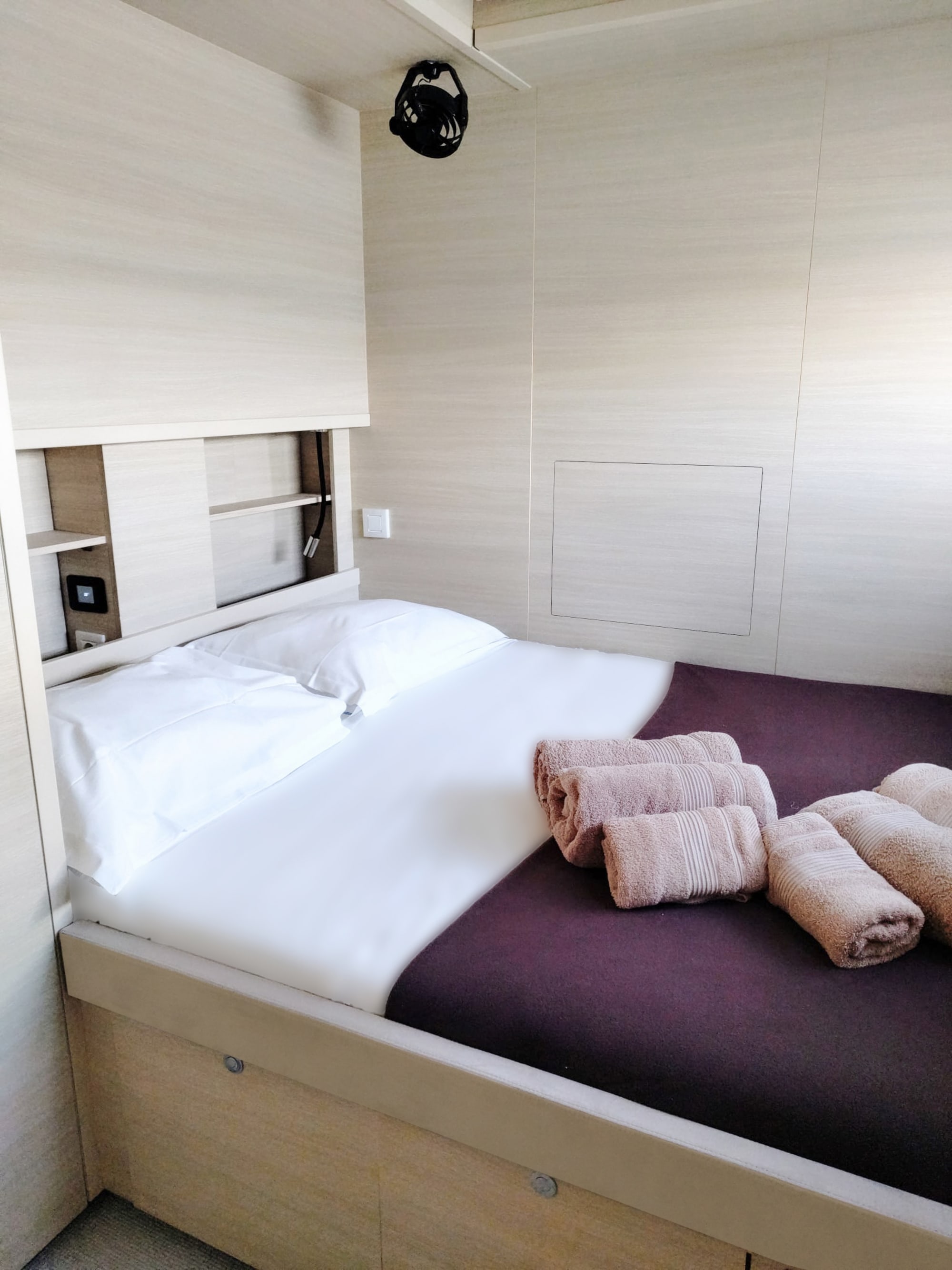 Dream Yacht Charter - Auf den Spuren James Bonds ab Phuket: Thailand Dream Yacht Charter Lagoon Standard