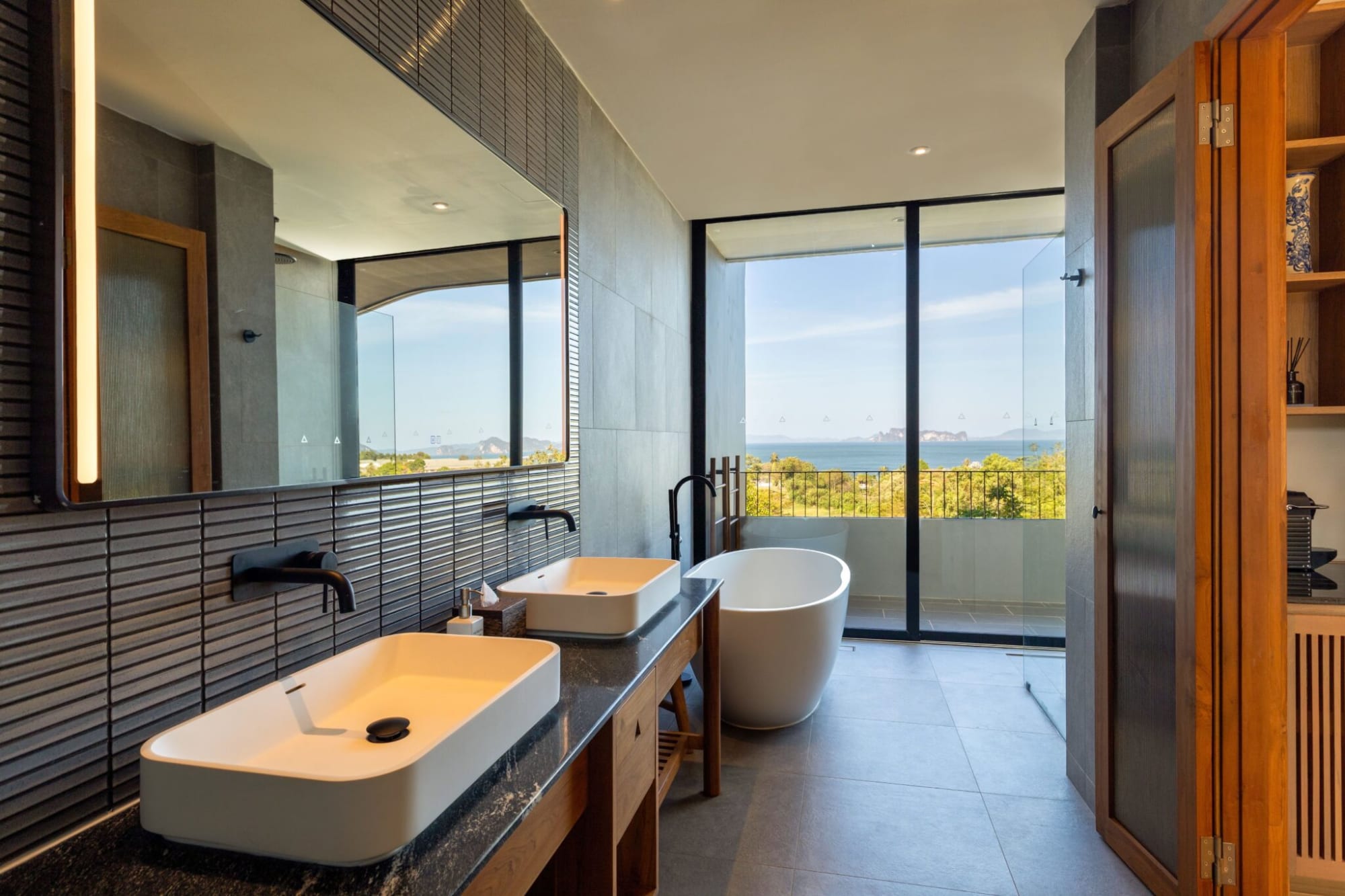 Varana Hotel in Krabi:  Horizon Ocean Badezimmer