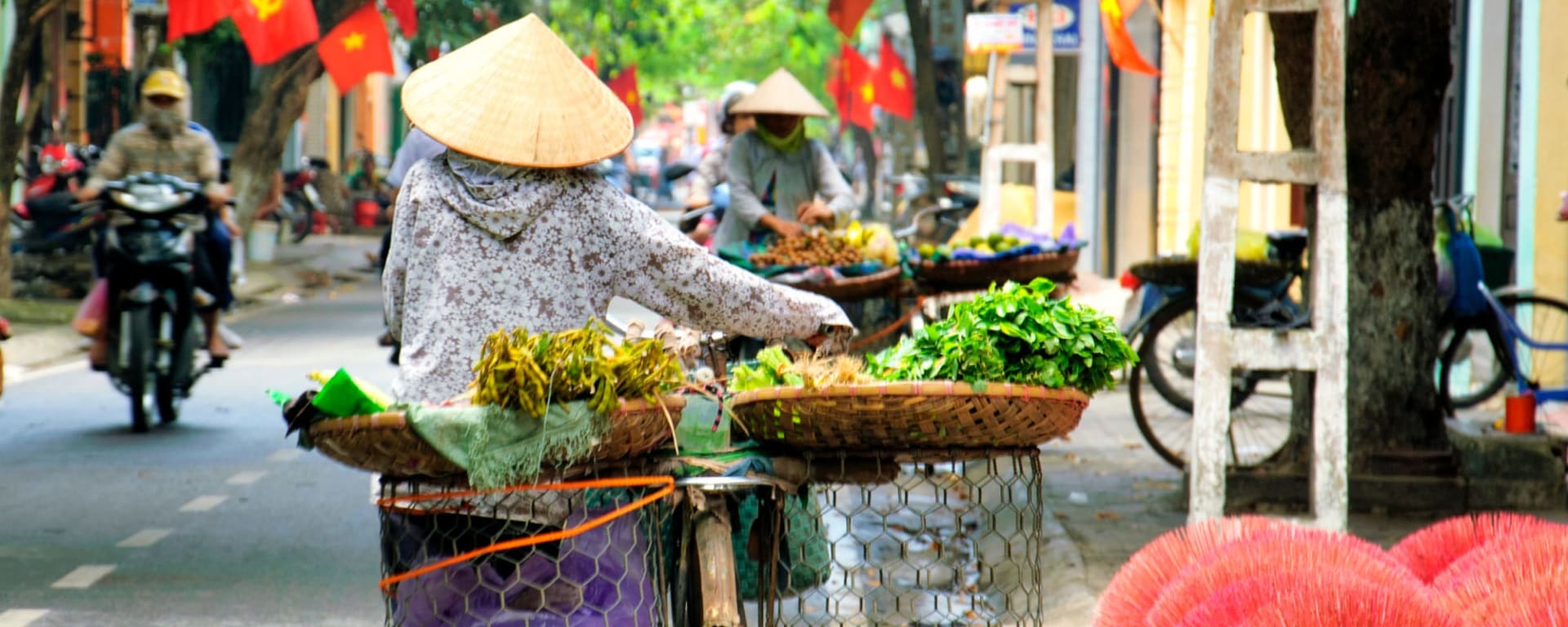 Go as you please Hanoi, DE, Halbtägig: Vietnam Hanoi Straßenverkäufer