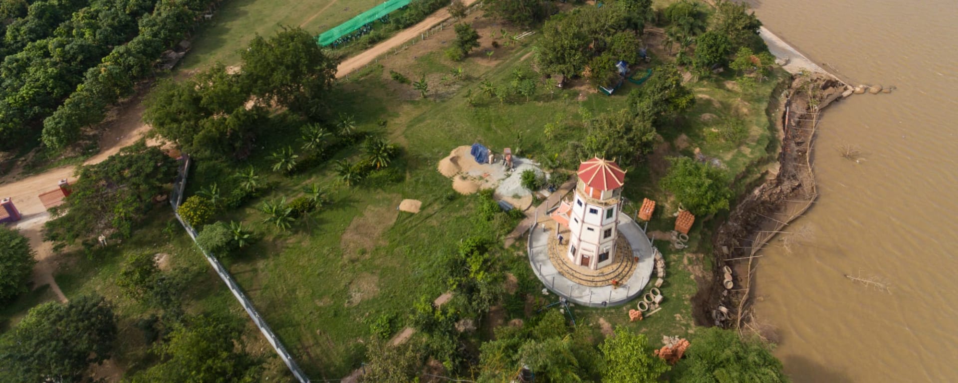 Silk Island mit Boot, Tuk Tuk und Rad in Phnom Penh: Kambodscha Insel Koh Dach 