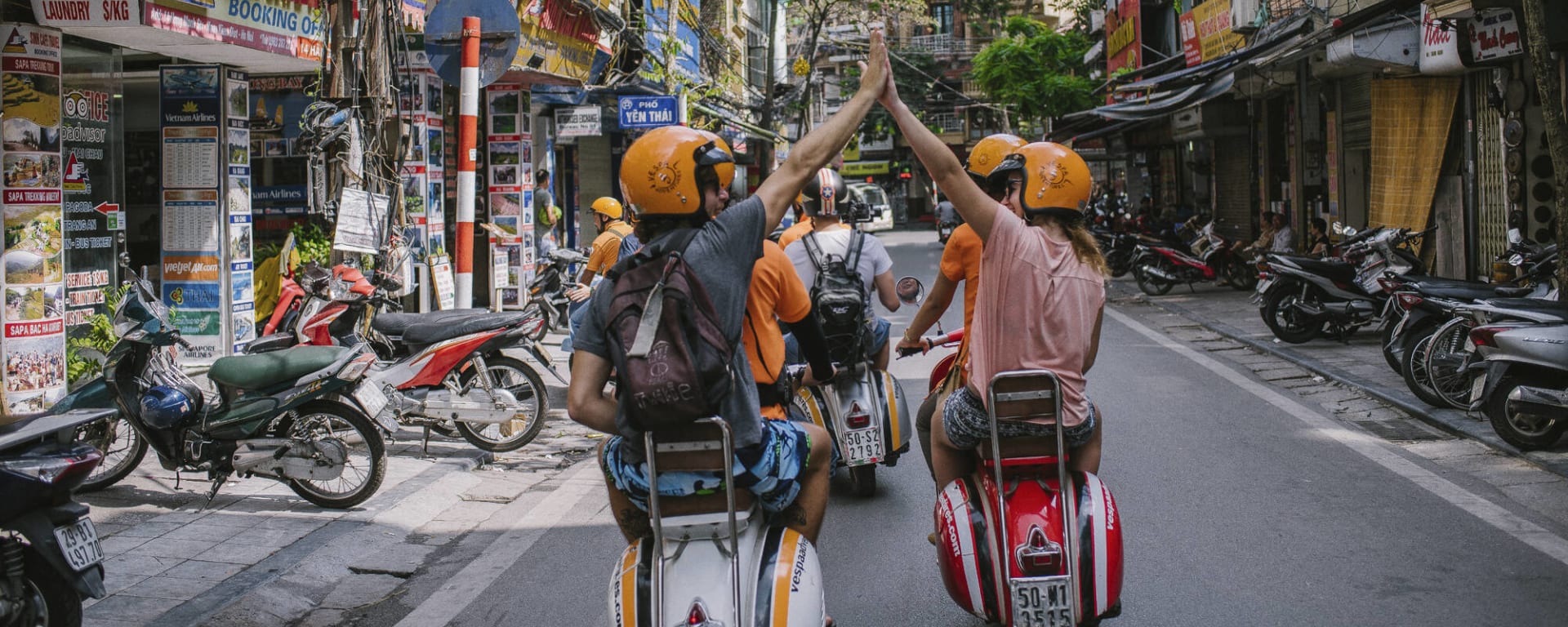 Hanoi Vespa Tour, EN, Halbtägig: Vietnam Hanoi Vespa Tour