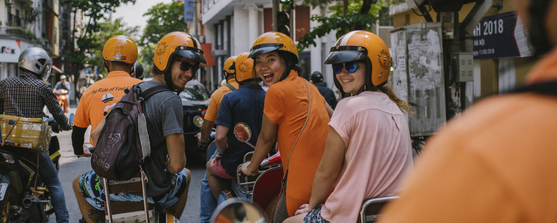 Hanoi Vespa Tour, EN, Halbtägig: Vietnam Hanoi Vespa Tour