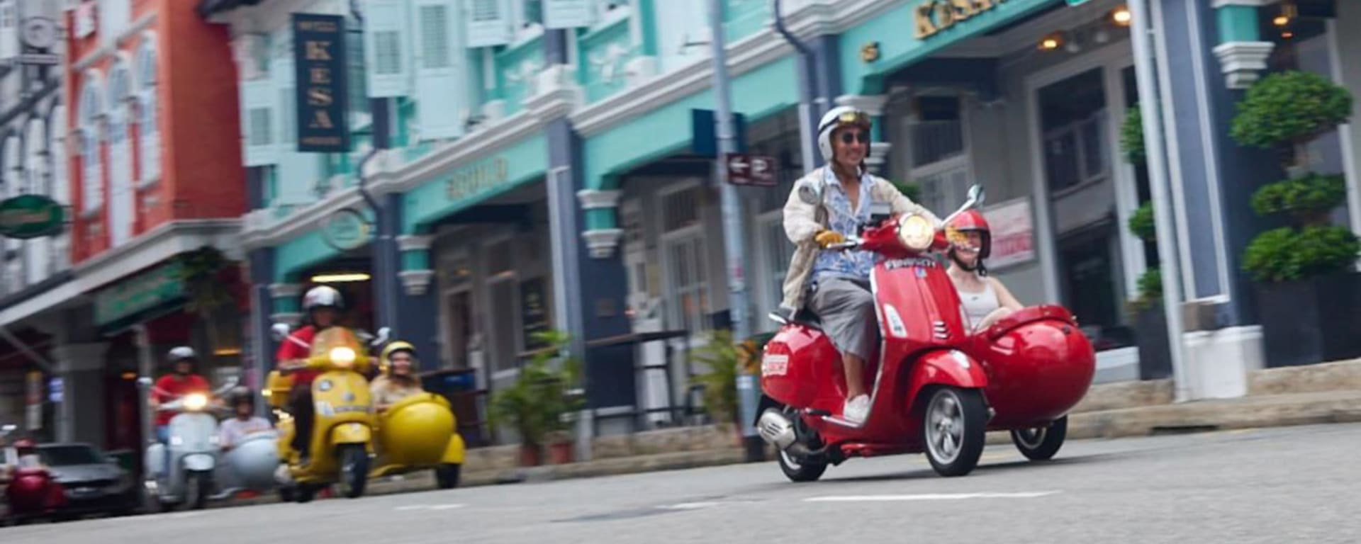Singapur Vespa bei Nacht, EN, Gruppe: Singapur Vespa Ausflug