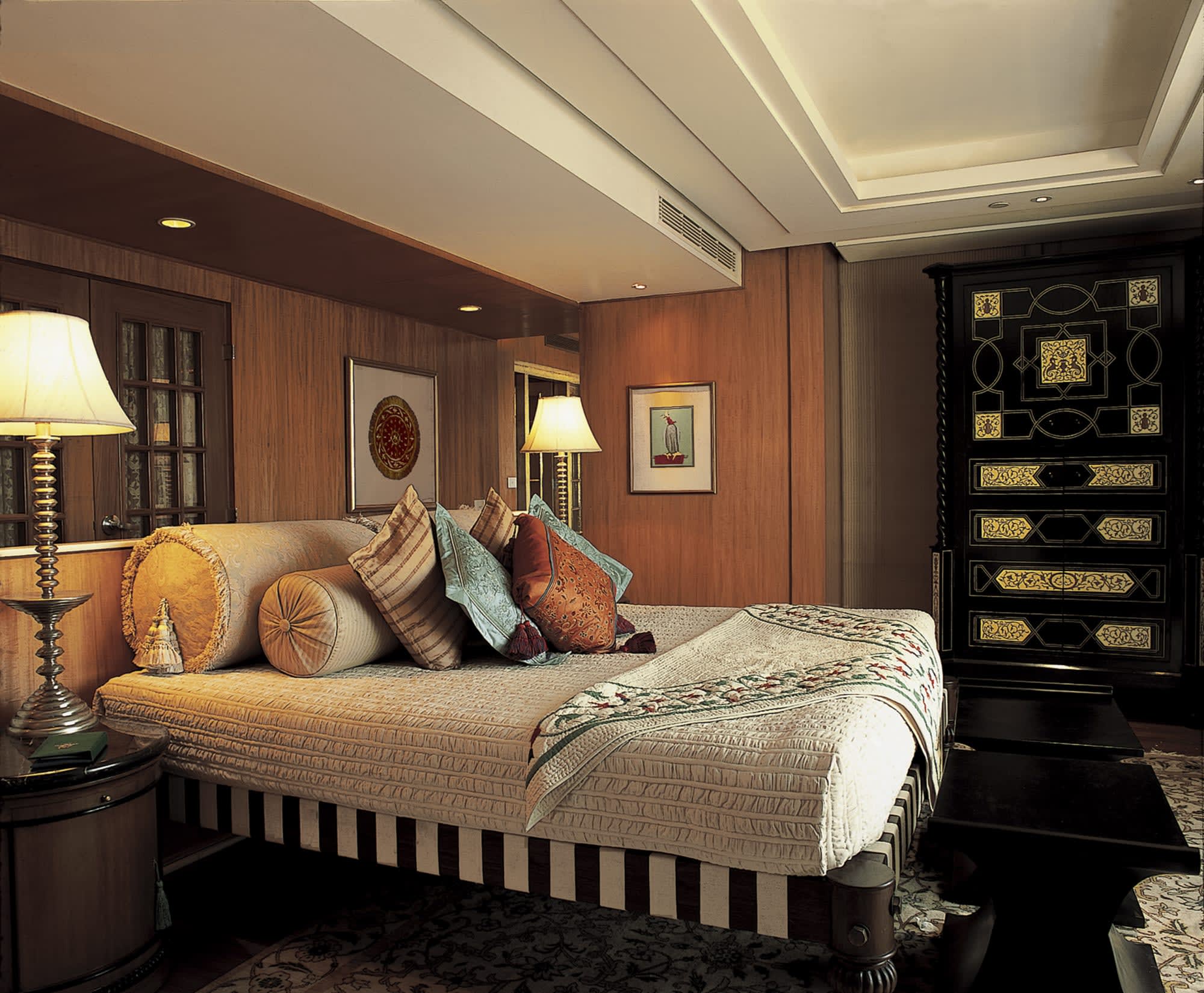 The Oberoi Amarvilas in Agra: Agra The Oberoi Amarvilas Suite
