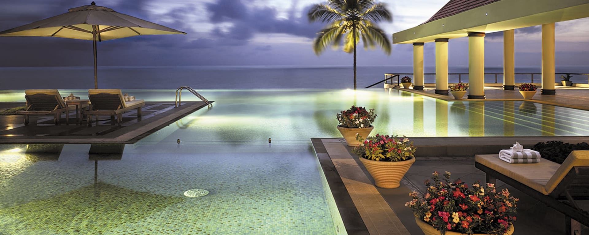The Leela Kovalam - A Raviz Hotel in Kerala | Malabarküste | Kochi:  Indien The Leela Kovalam Pool