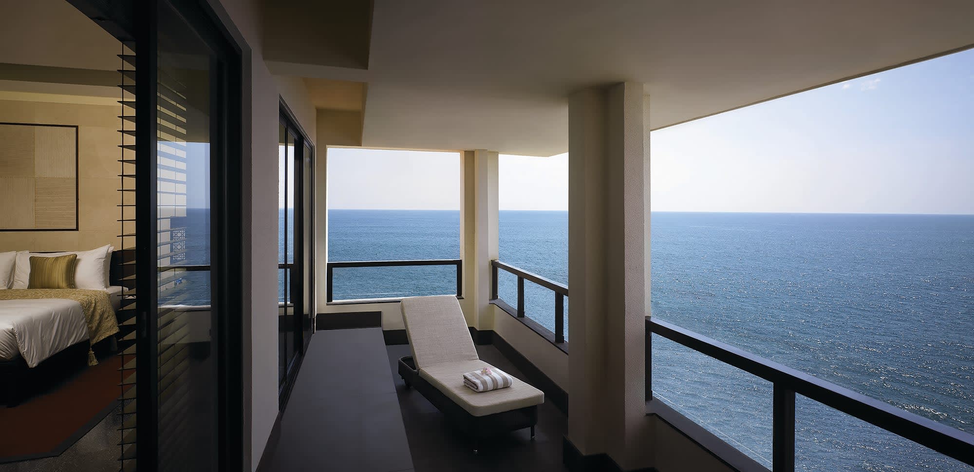 The Leela Kovalam - A Raviz Hotel in Kerala | Malabarküste | Kochi:  Indien The Leela Kovalam Suite
