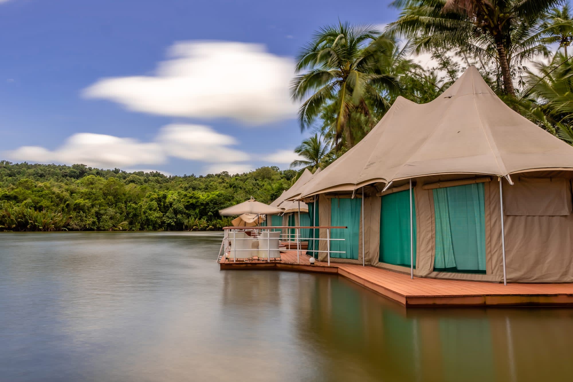 Canvas & Orchids Retreat in Sihanoukville & Inseln: Canvas and Orchids Retreat Floating Tents