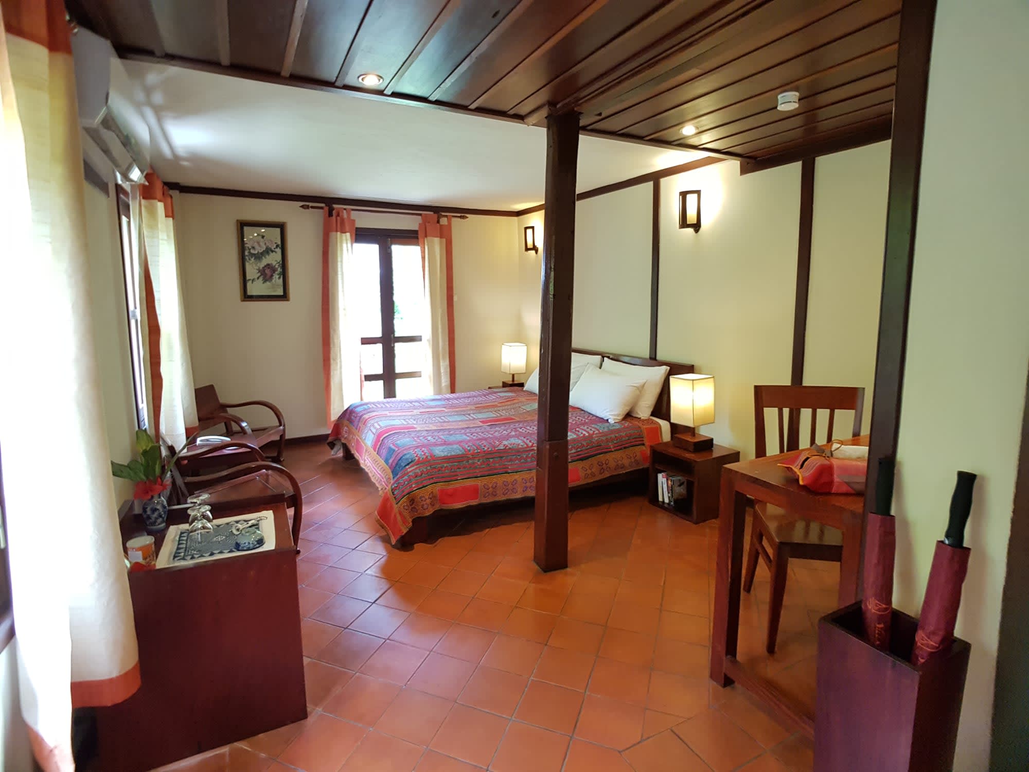 Villa Maydou in Luang Prabang:  Traditional Deluxe Zimmer