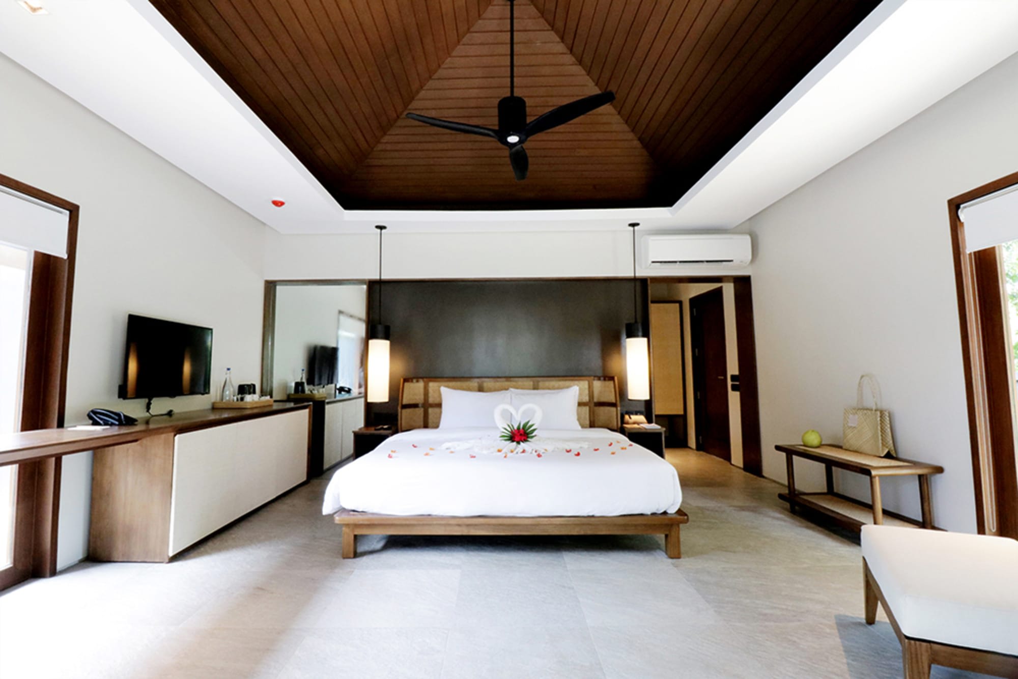 Amorita Resort in Bohol:  Amorita Resort Bohol - Pool Villa
