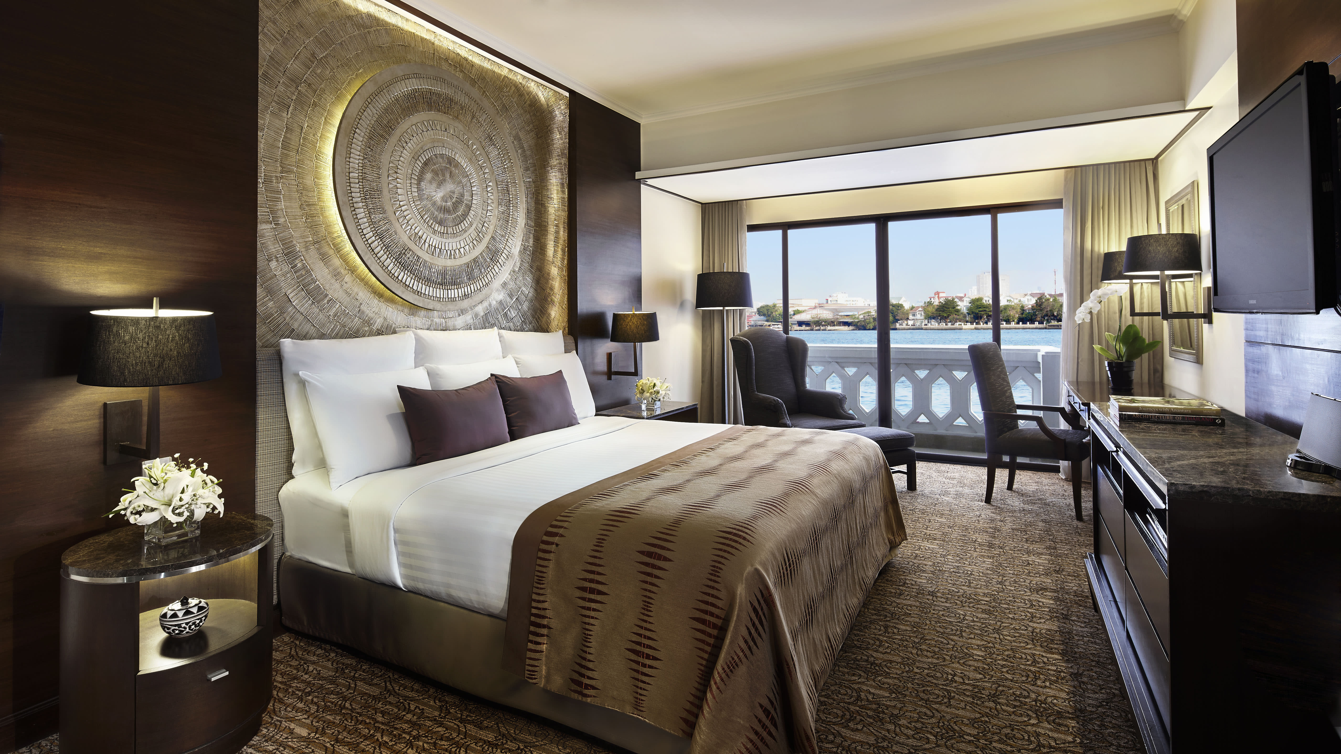 Anantara Riverside Bangkok Resort:  Bangkok Anantara Riverside Bangkok Resort Wohnbeispiel