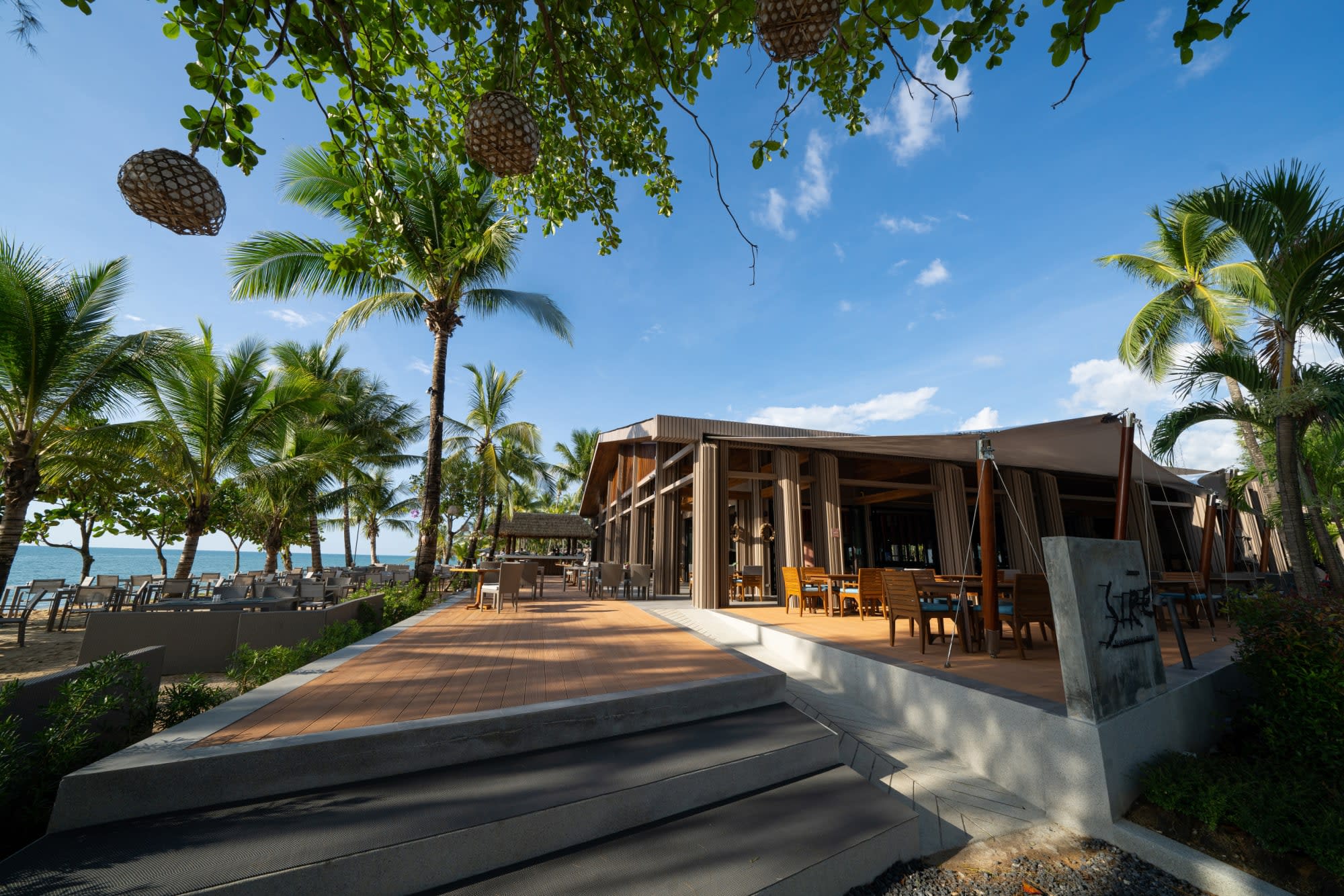 La Flora Khao Lak: La Flora Beachfront Restaurant