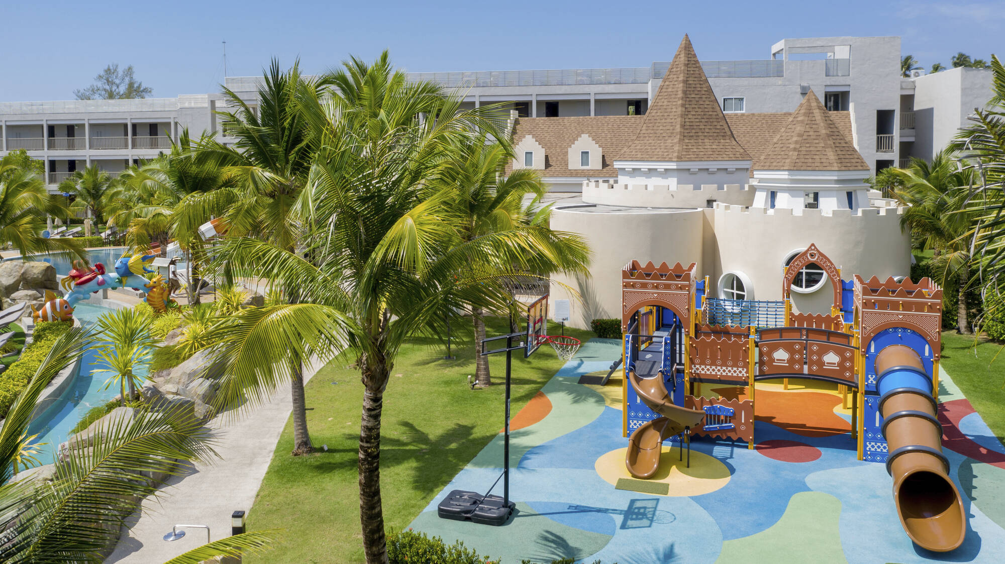 The Sands Khao Lak by Katathani: Outdoor Playground
